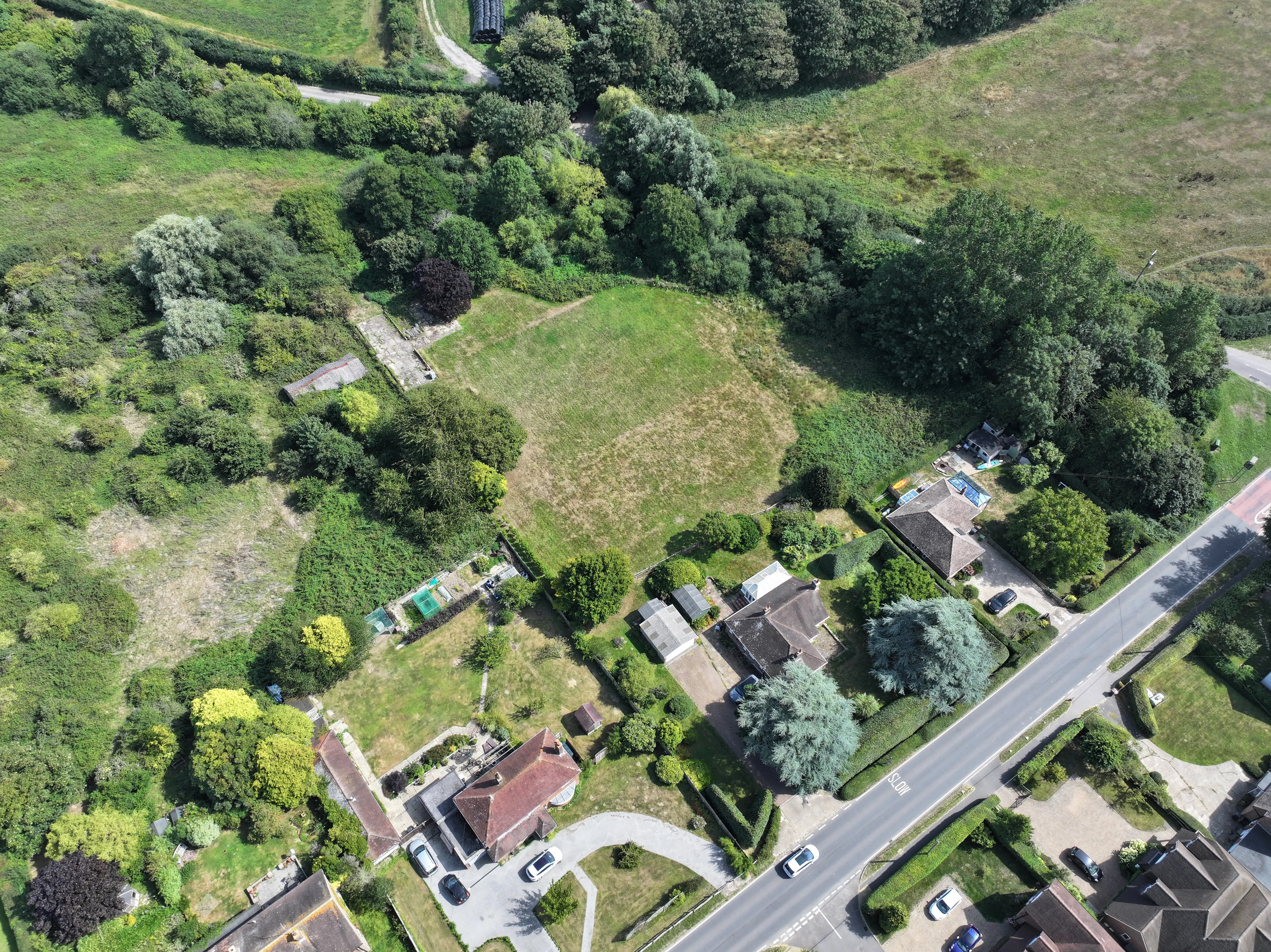 VACANT - Freehold Detached House set within a 3 Acre Plot 