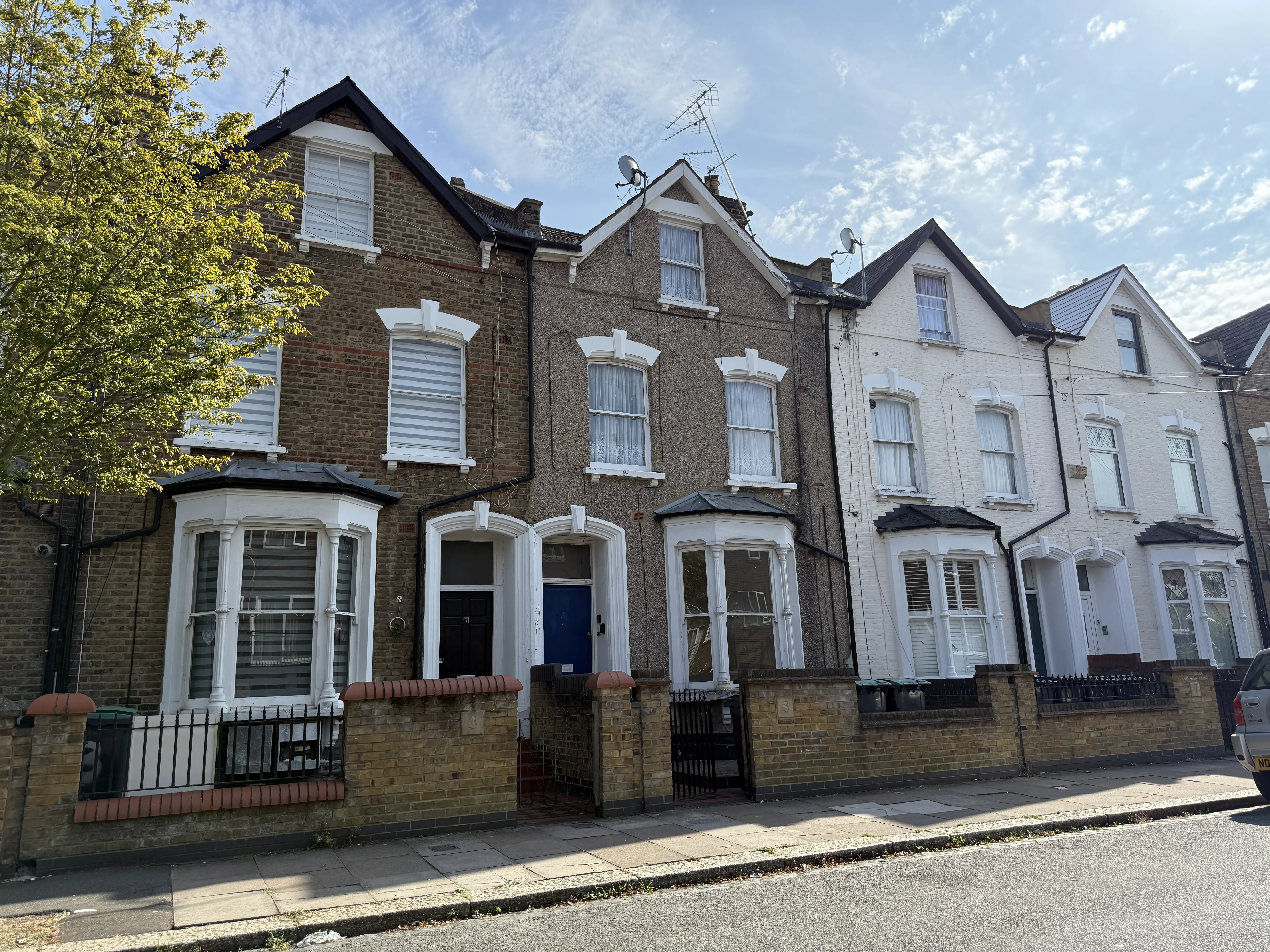 VACANT - Leasehold Self Contained Ground Floor Flat