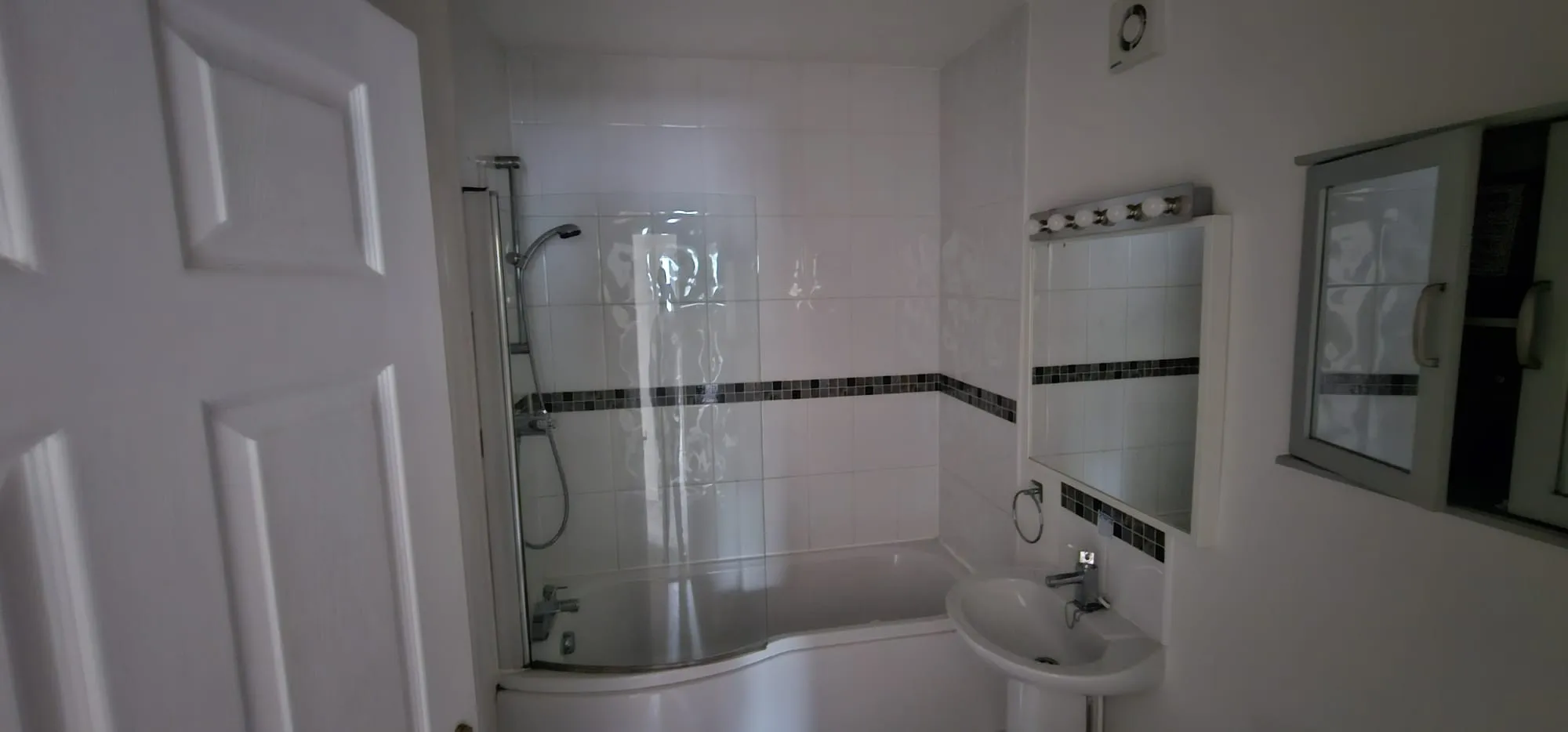 Leasehold Self Contained Ground Floor Flat