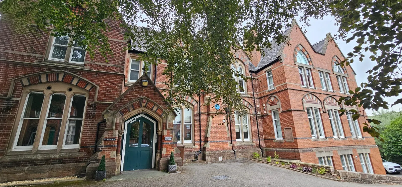 Leasehold Self Contained Ground Floor Flat