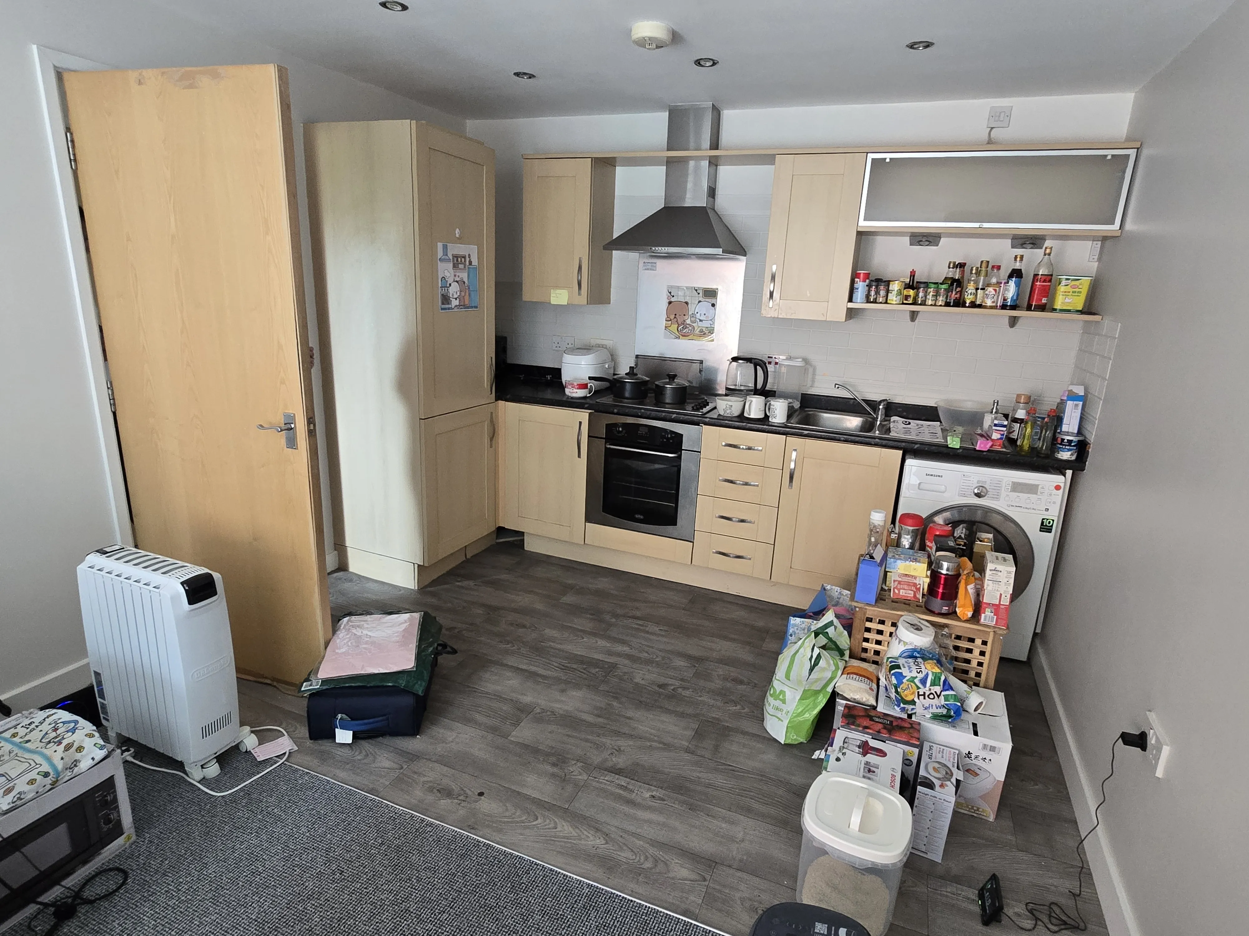 INVESTMENT - Leasehold Self Contained First Floor Flat with Parking