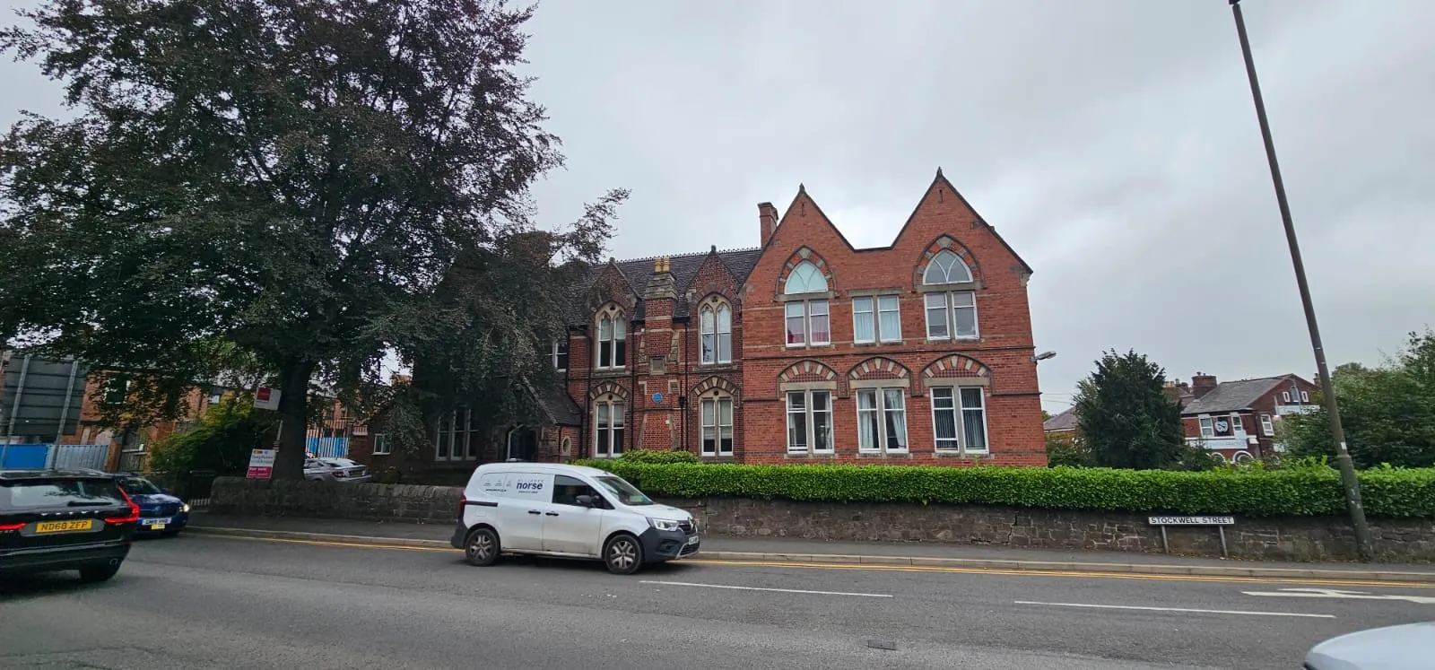 Leasehold Self Contained First Floor Flat