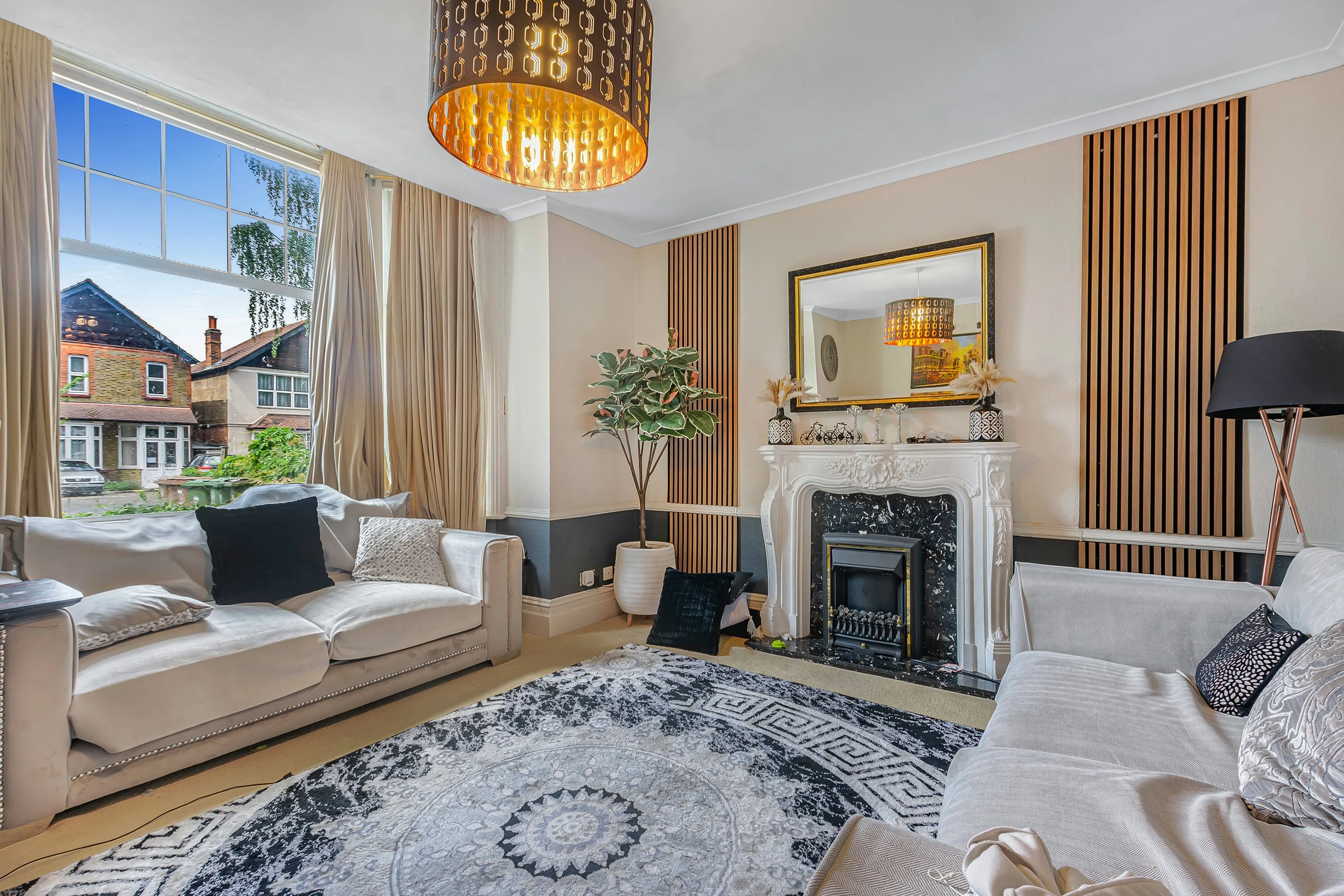 INVESTMENT - Freehold Semi Detached Building 
