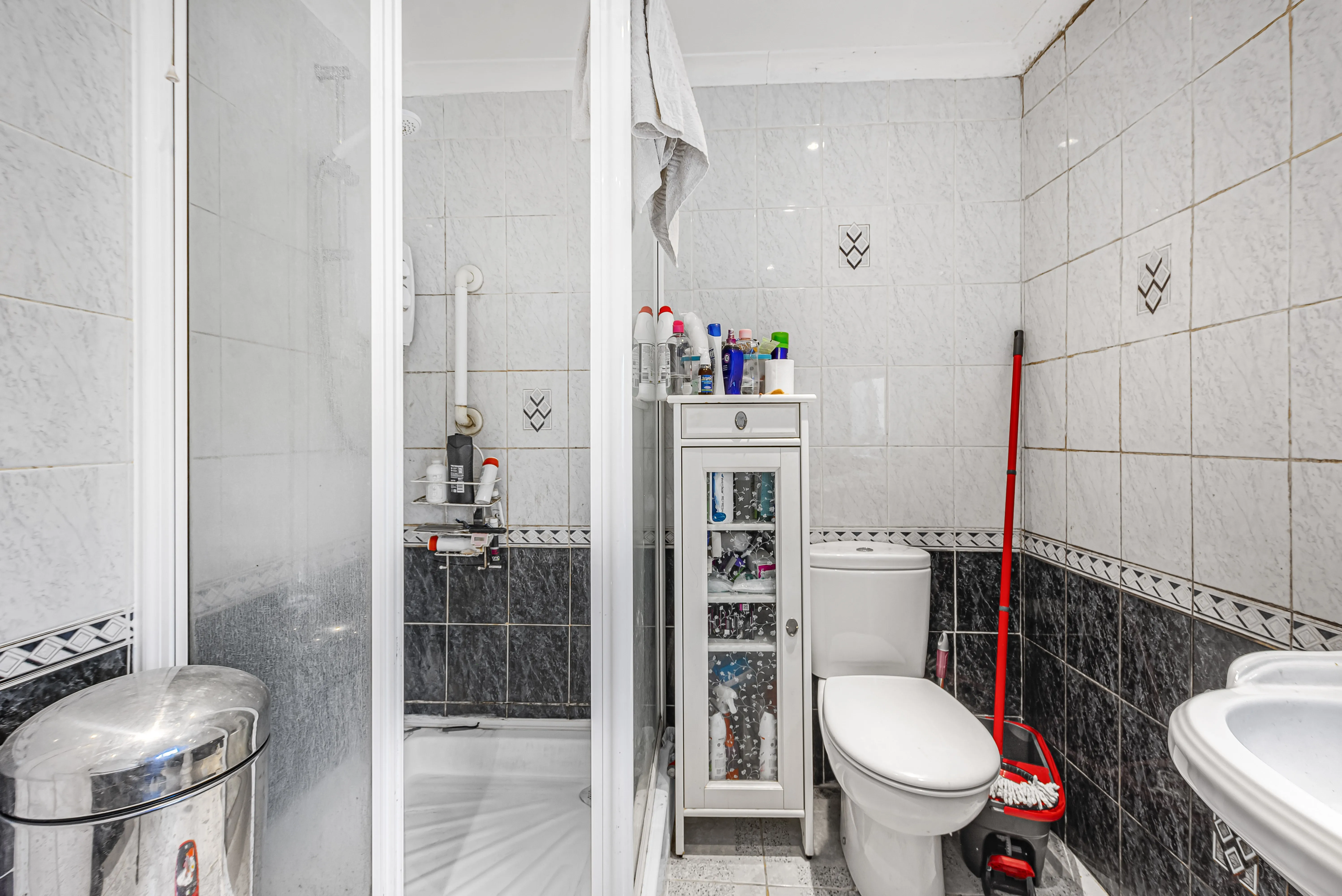 INVESTMENT - Freehold Semi Detached Building 
