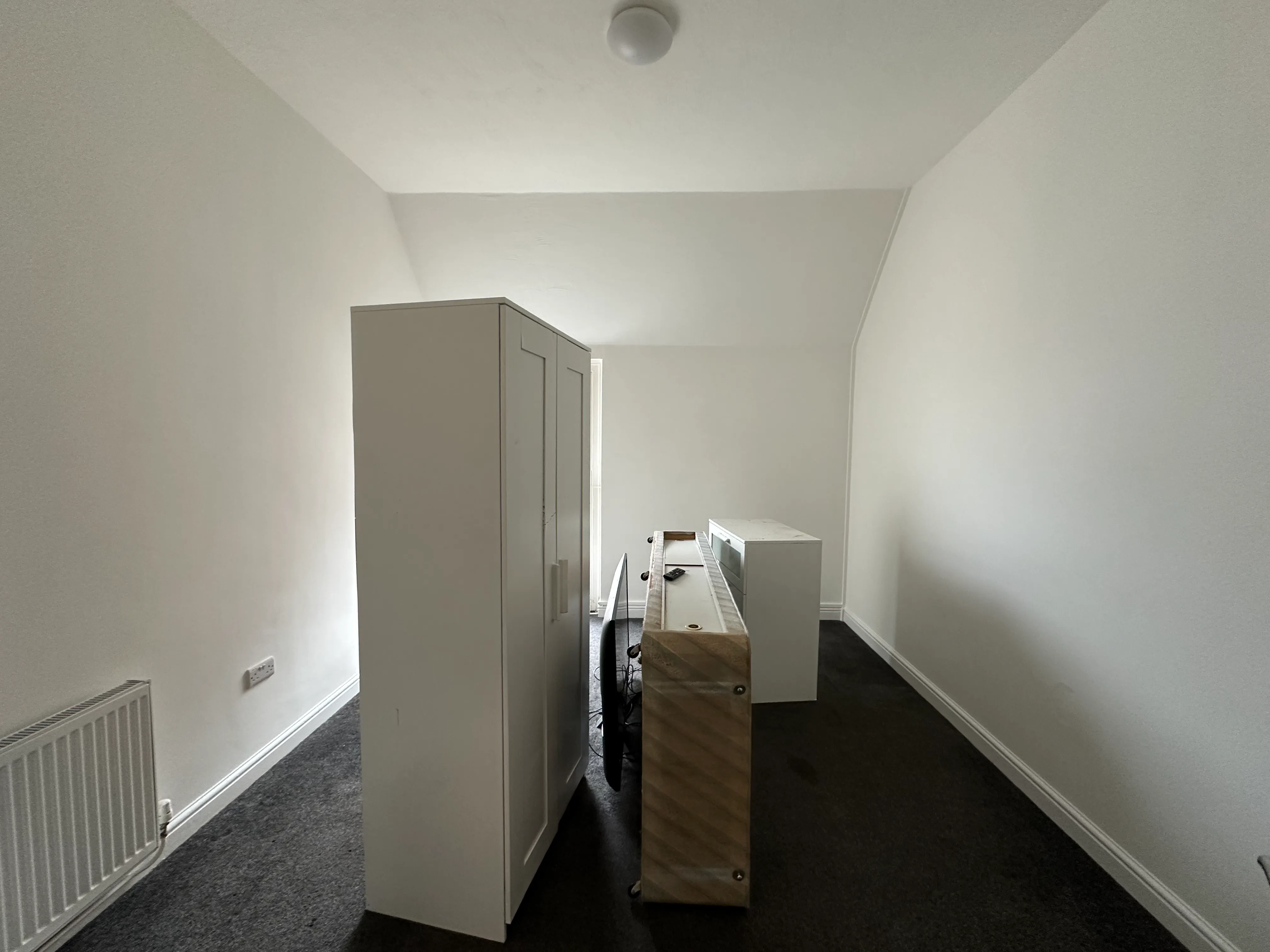 VACANT - Freehold Mid Terrace House with Rear Yard
