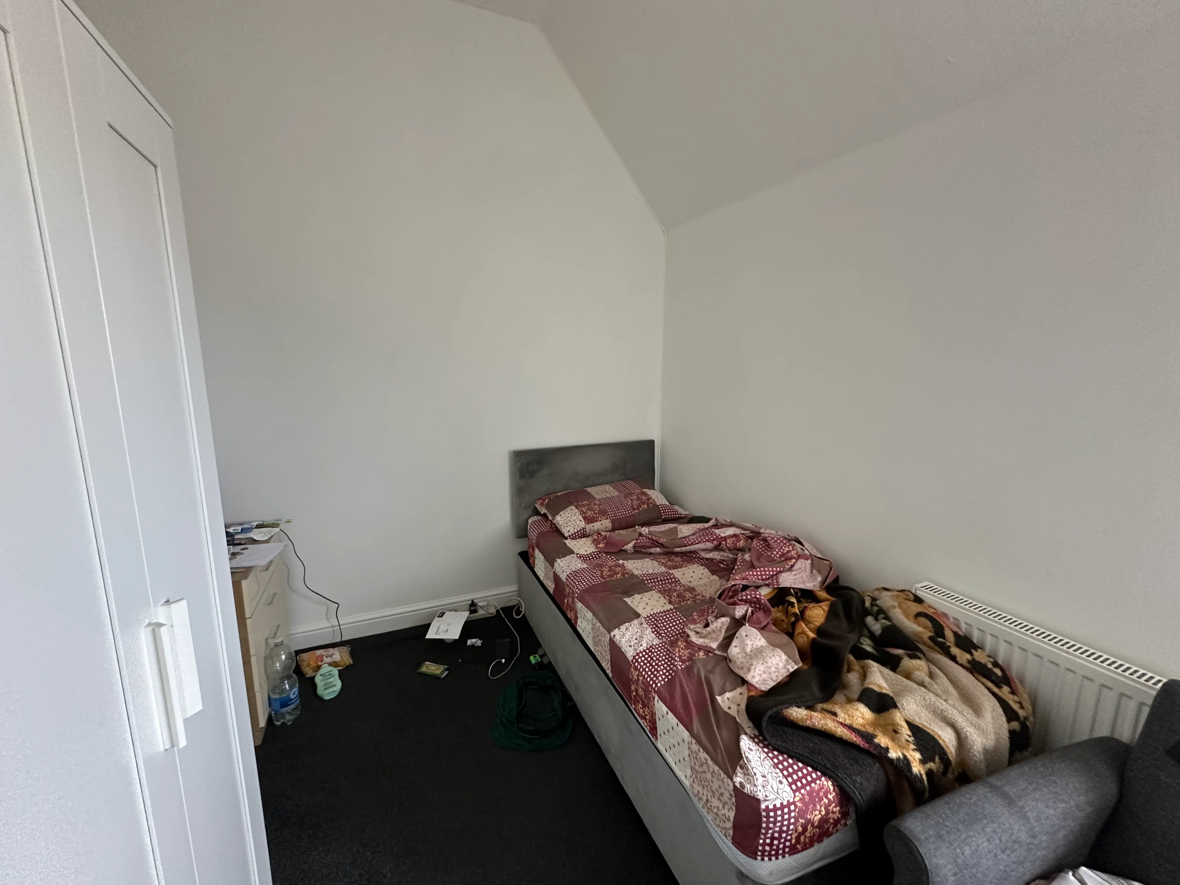 VACANT - Freehold Mid Terrace House with Rear Yard
