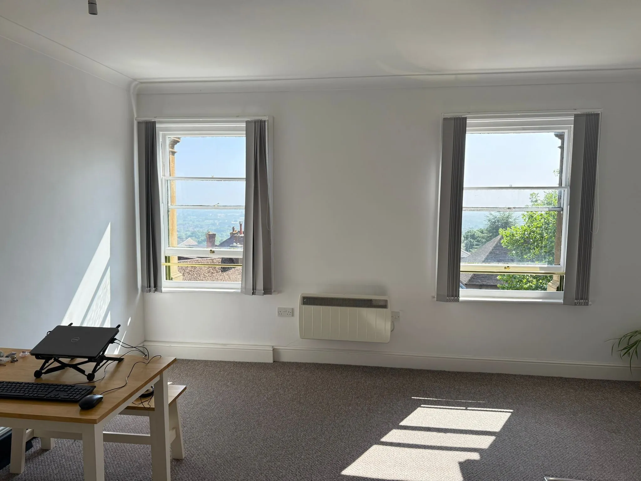 INVESTMENT - Leasehold Self Contained Flat 