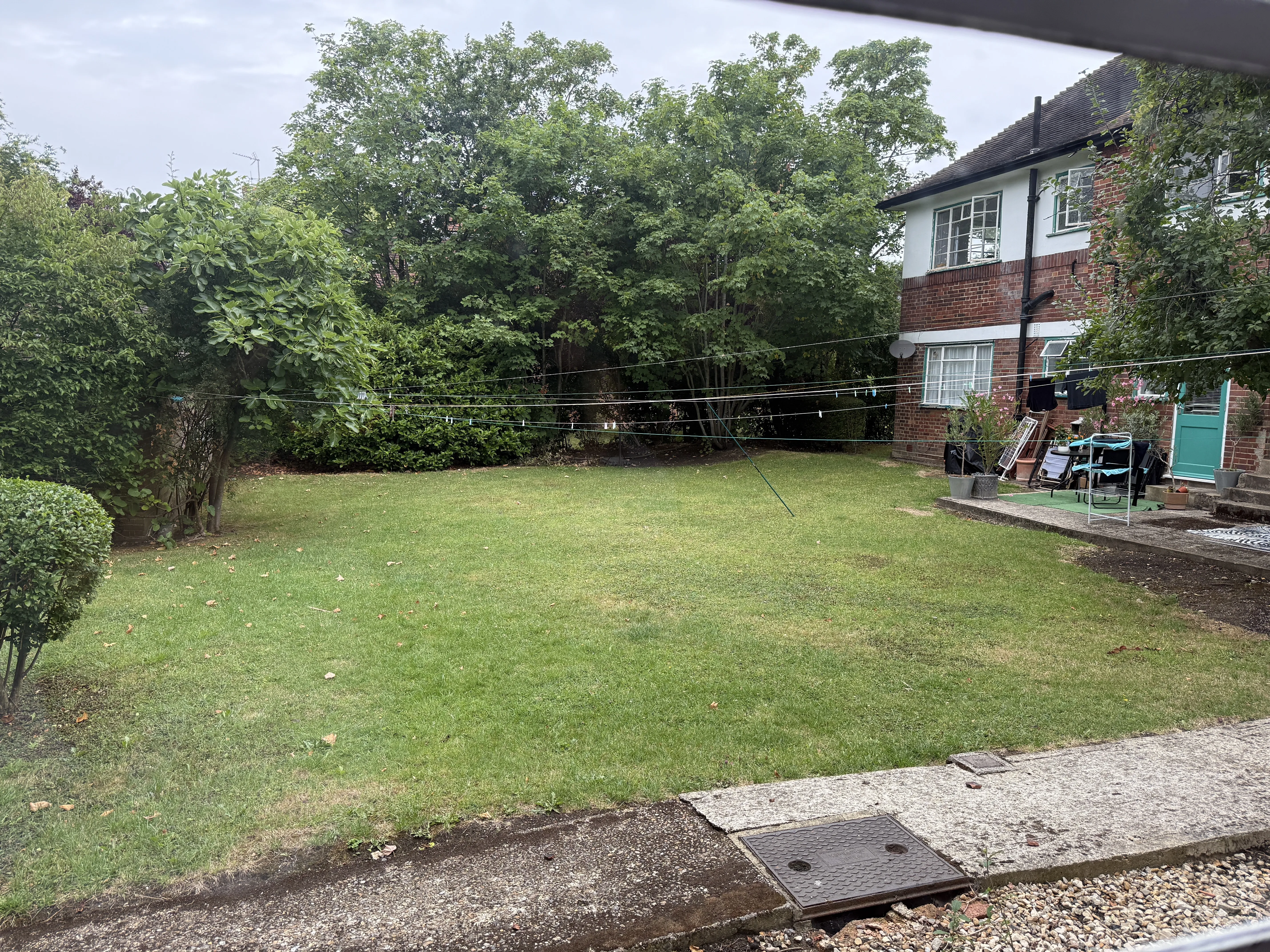 VACANT - Leasehold Self Contained Well Located Ground Floor Flat