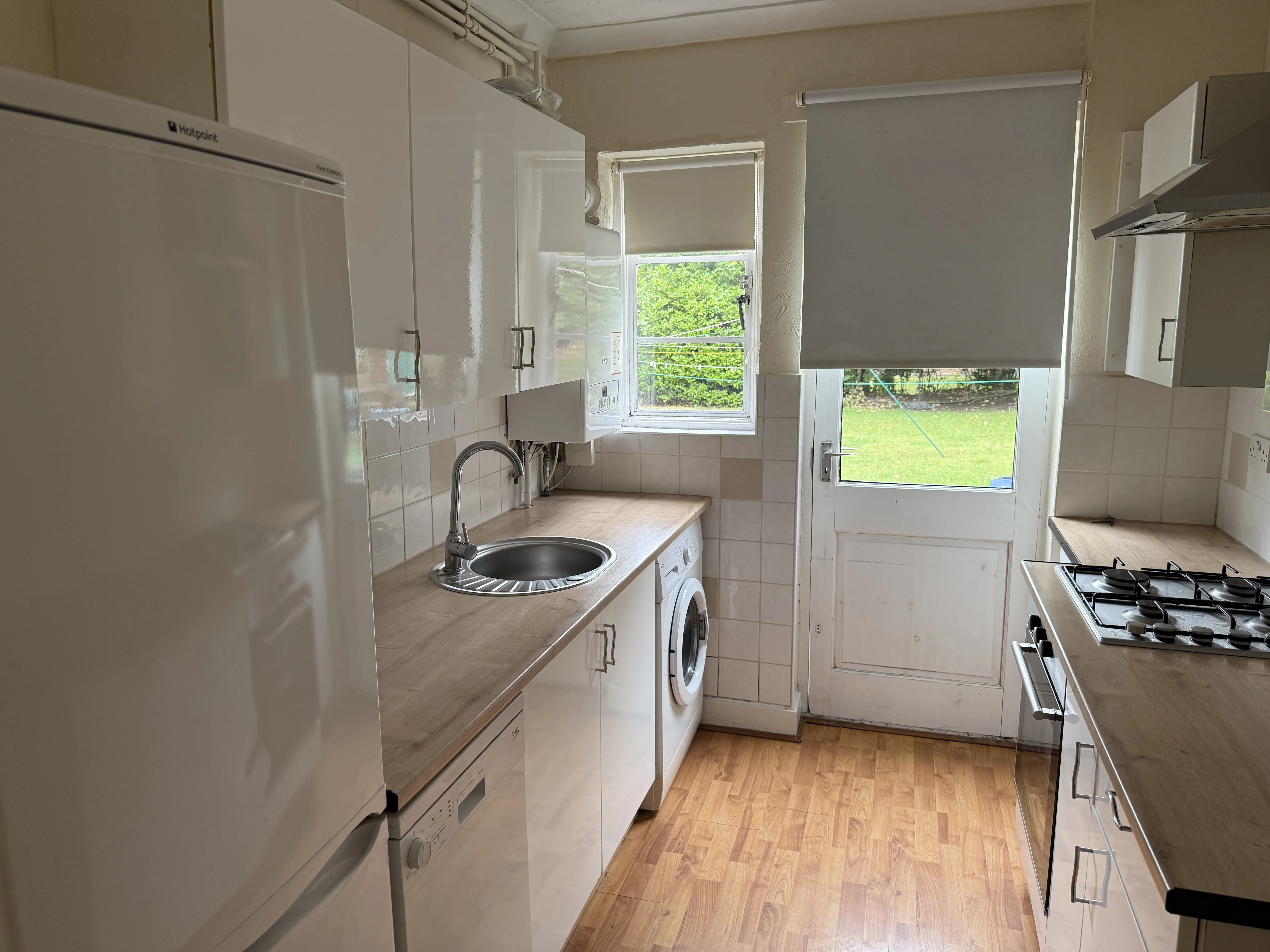 VACANT - Leasehold Self Contained Well Located Ground Floor Flat