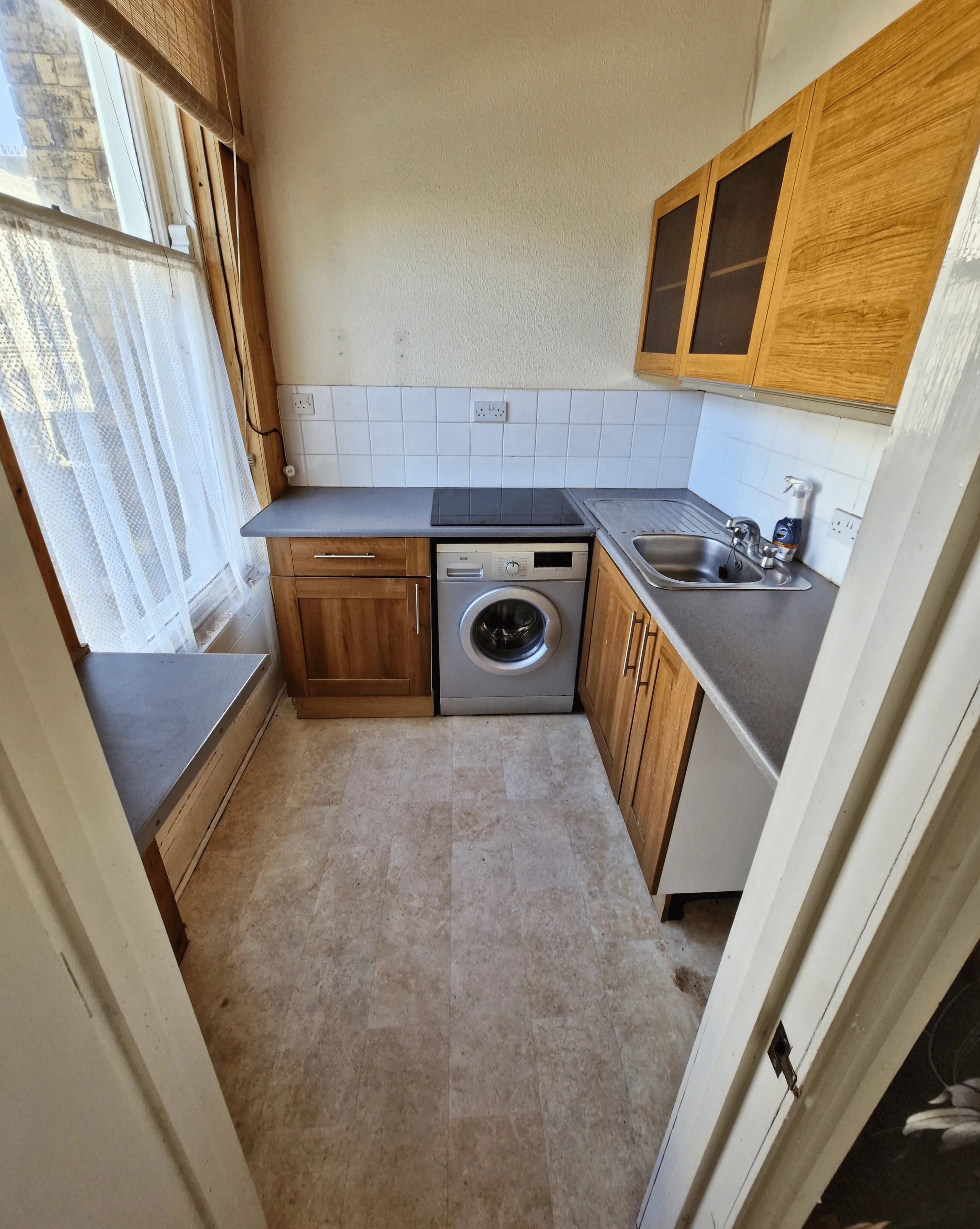 INVESTMENT - Substantial Freehold Semi Detached Building
