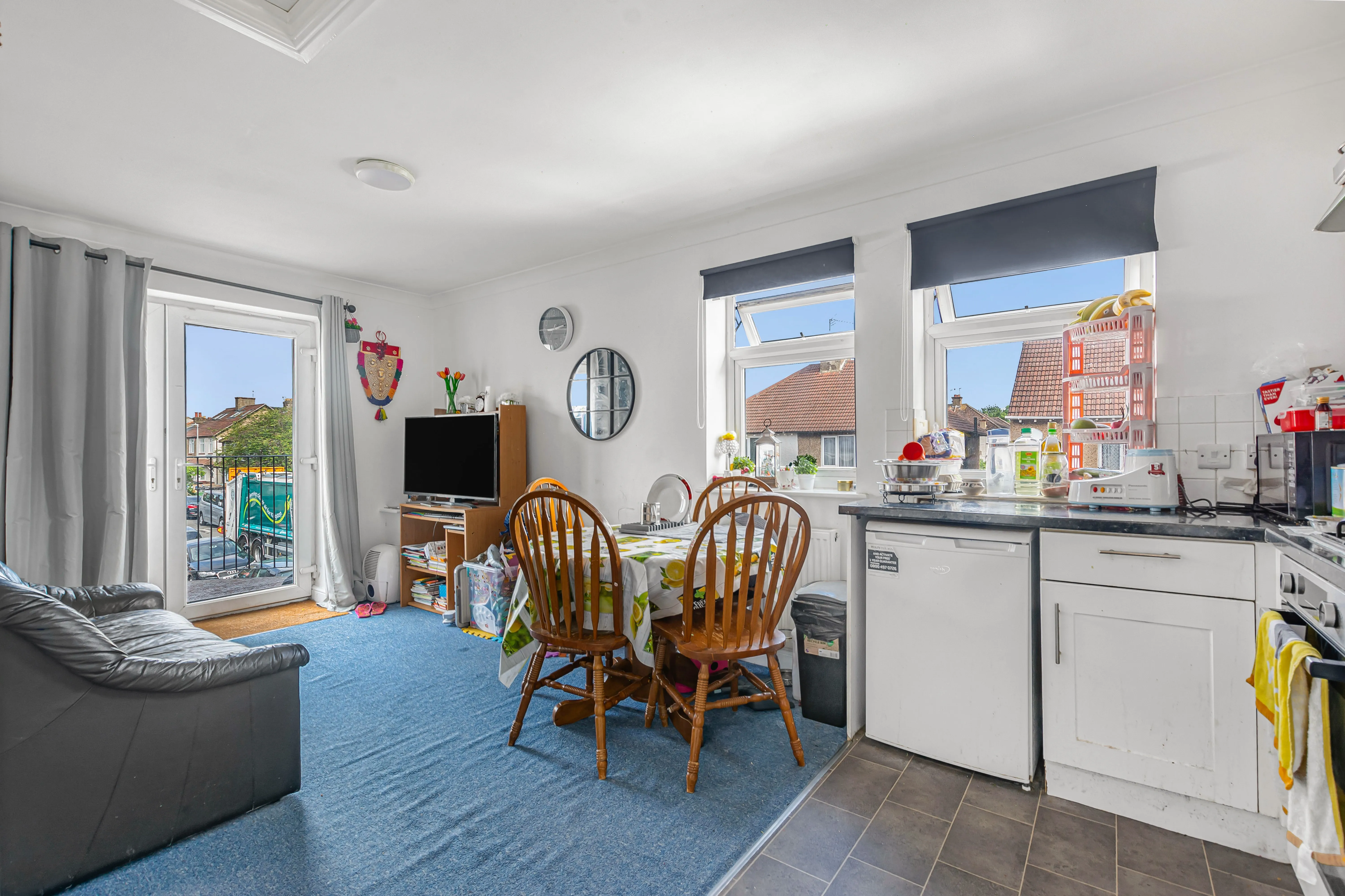 INVESTMENT - Freehold Semi Detached Building