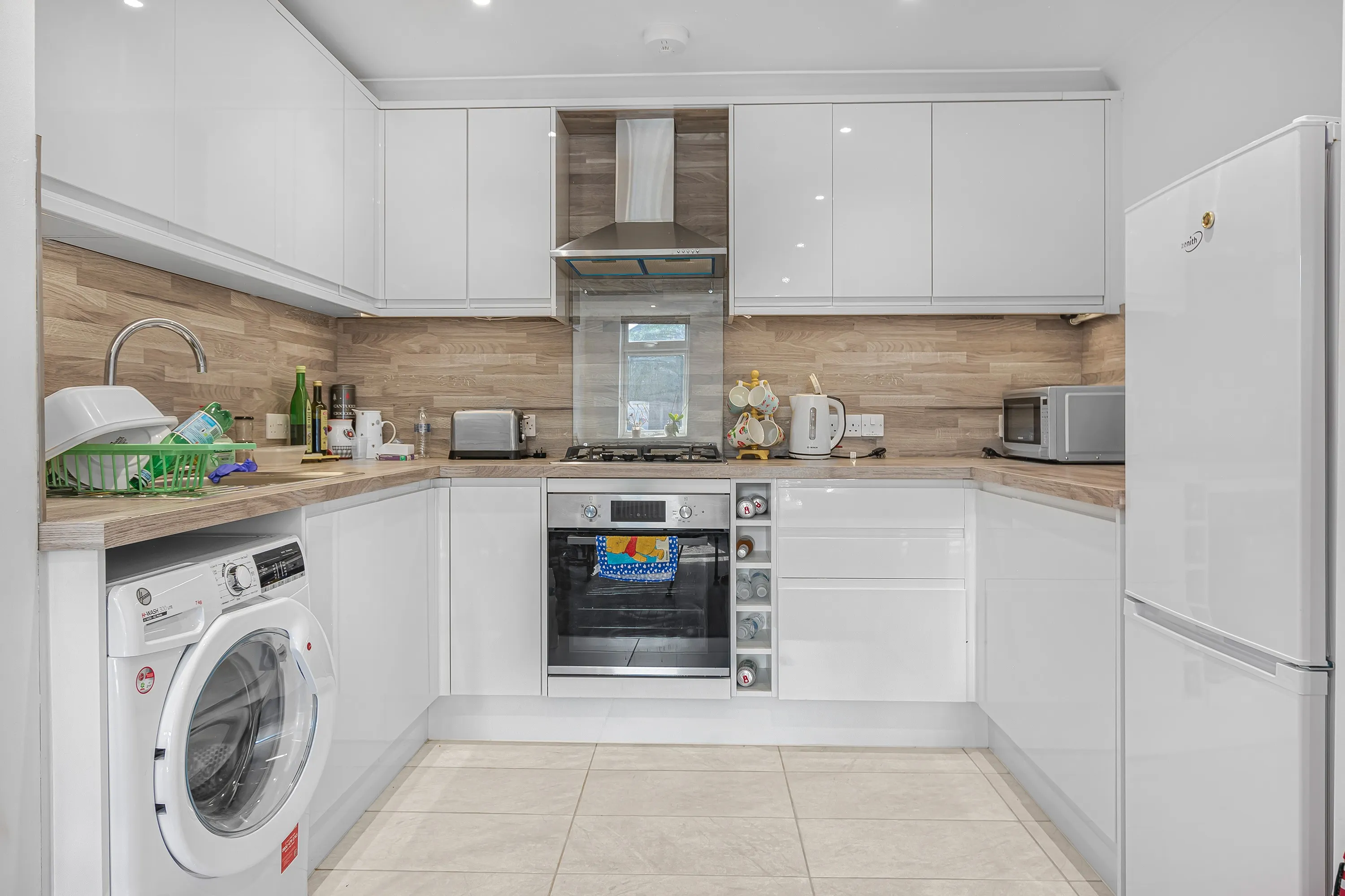 INVESTMENT - Freehold Semi Detached Building