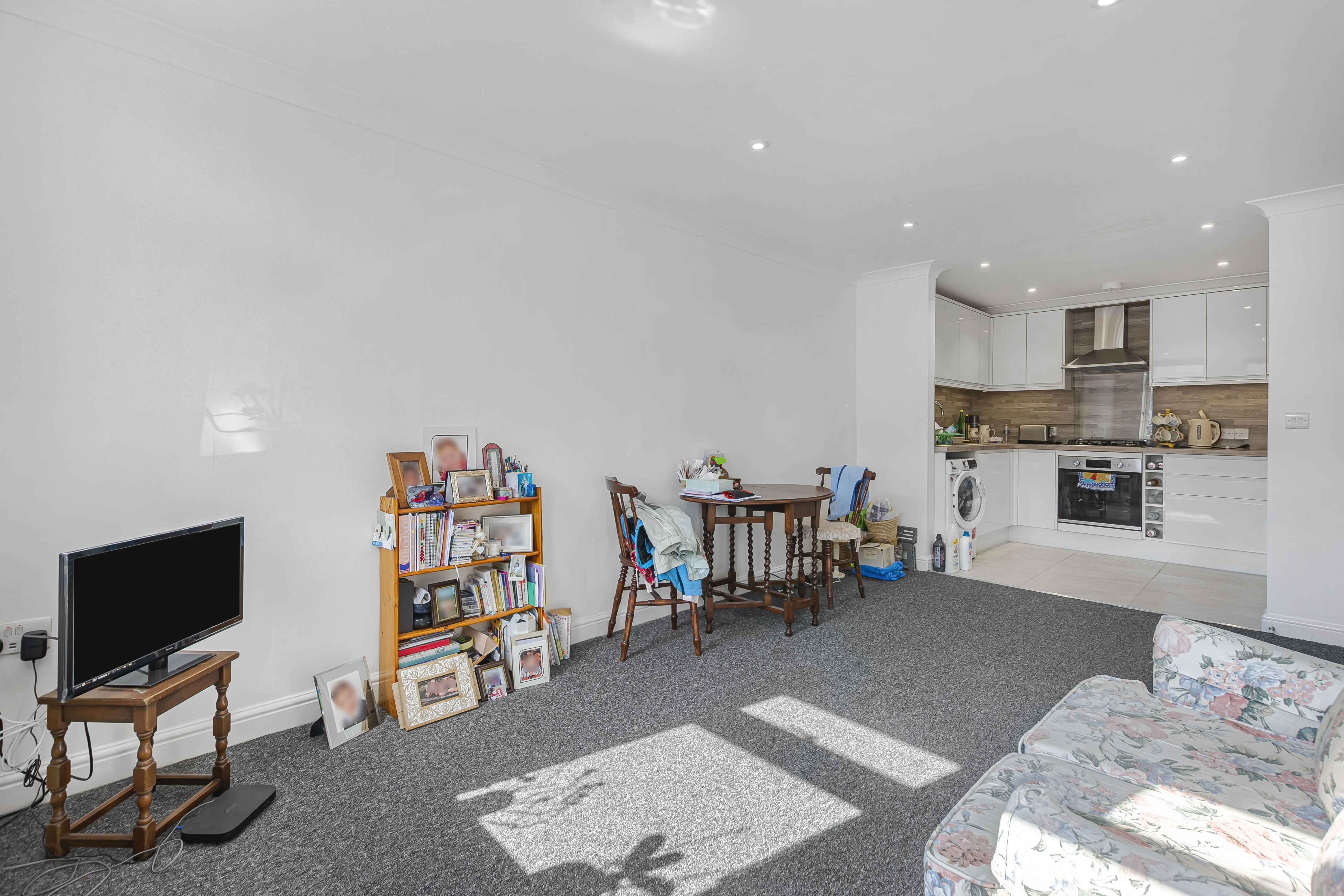 INVESTMENT - Freehold Semi Detached Building