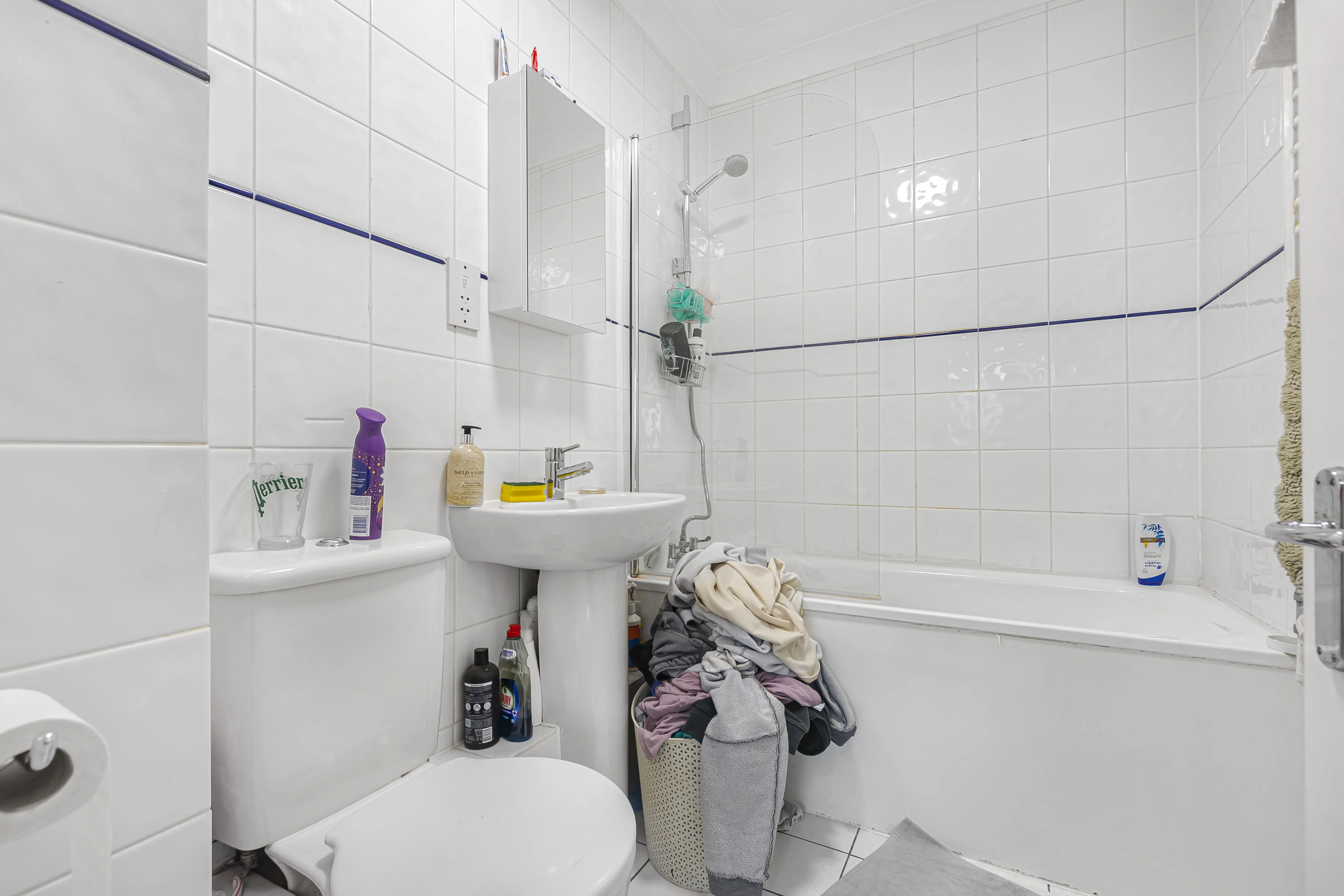 INVESTMENT - Freehold Semi Detached Building