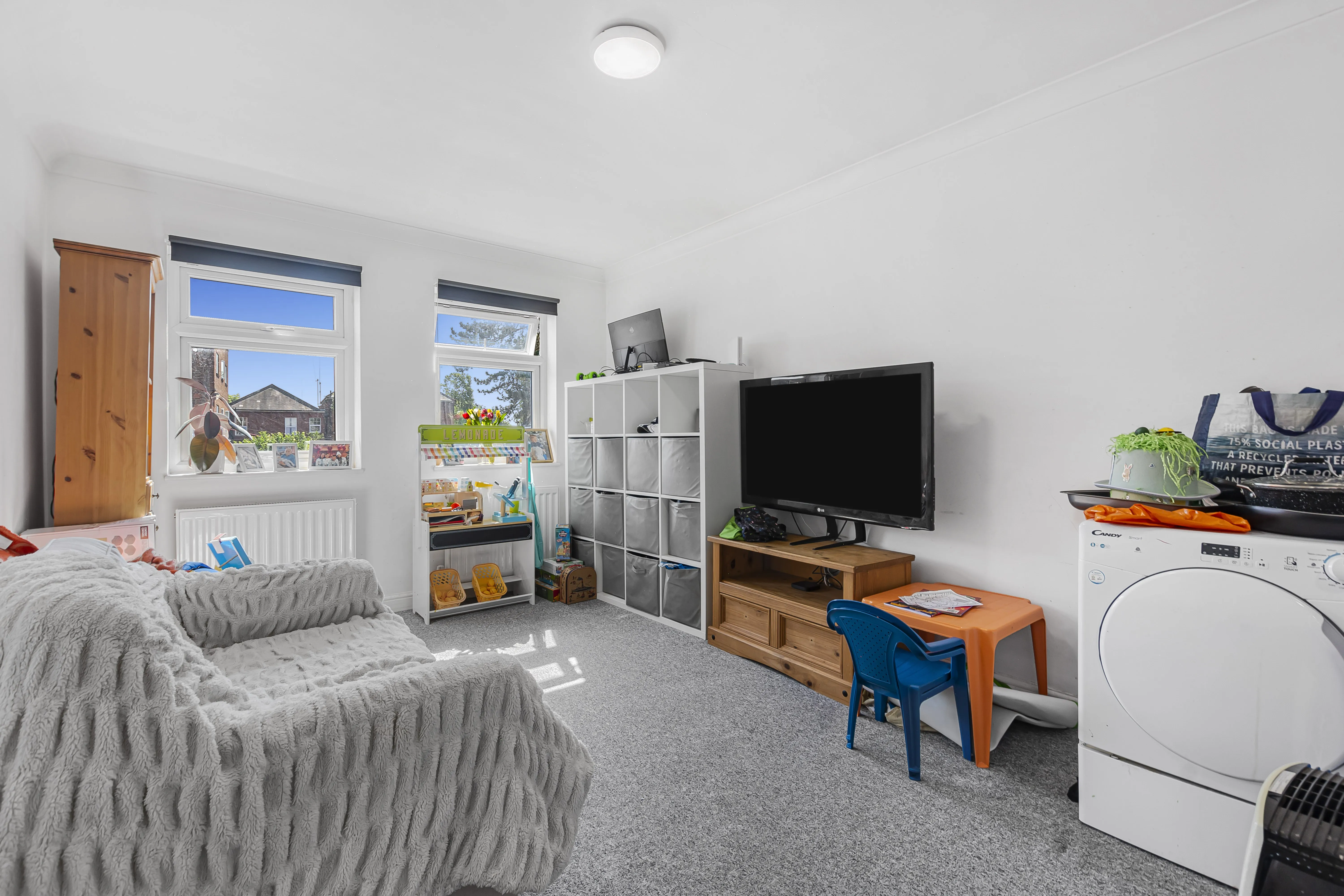 INVESTMENT - Freehold Semi Detached Building