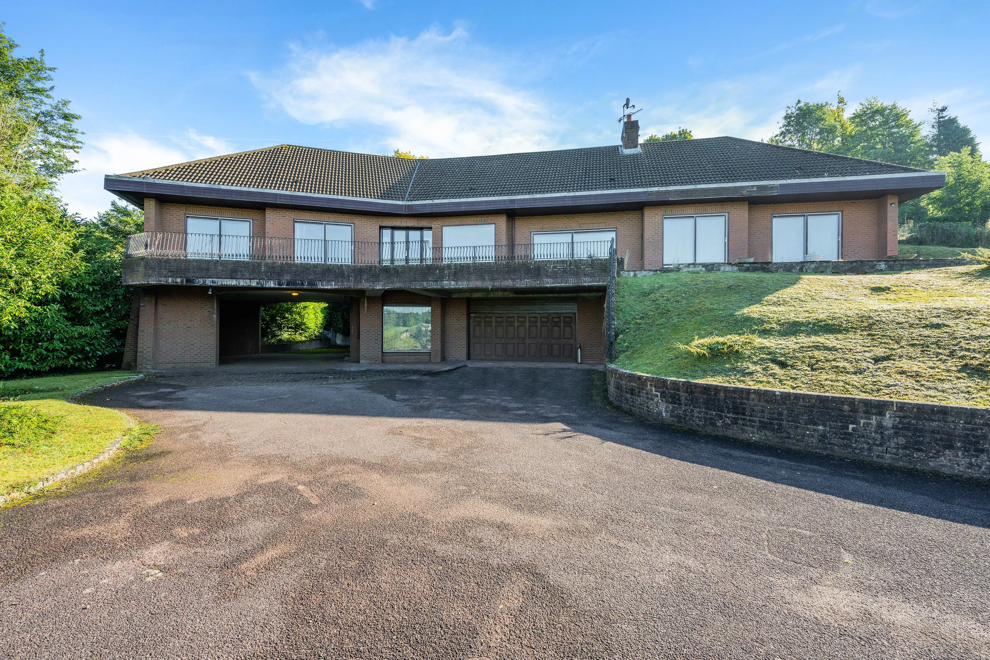 VACANT - Two Adjoining Freehold Sites with Planning