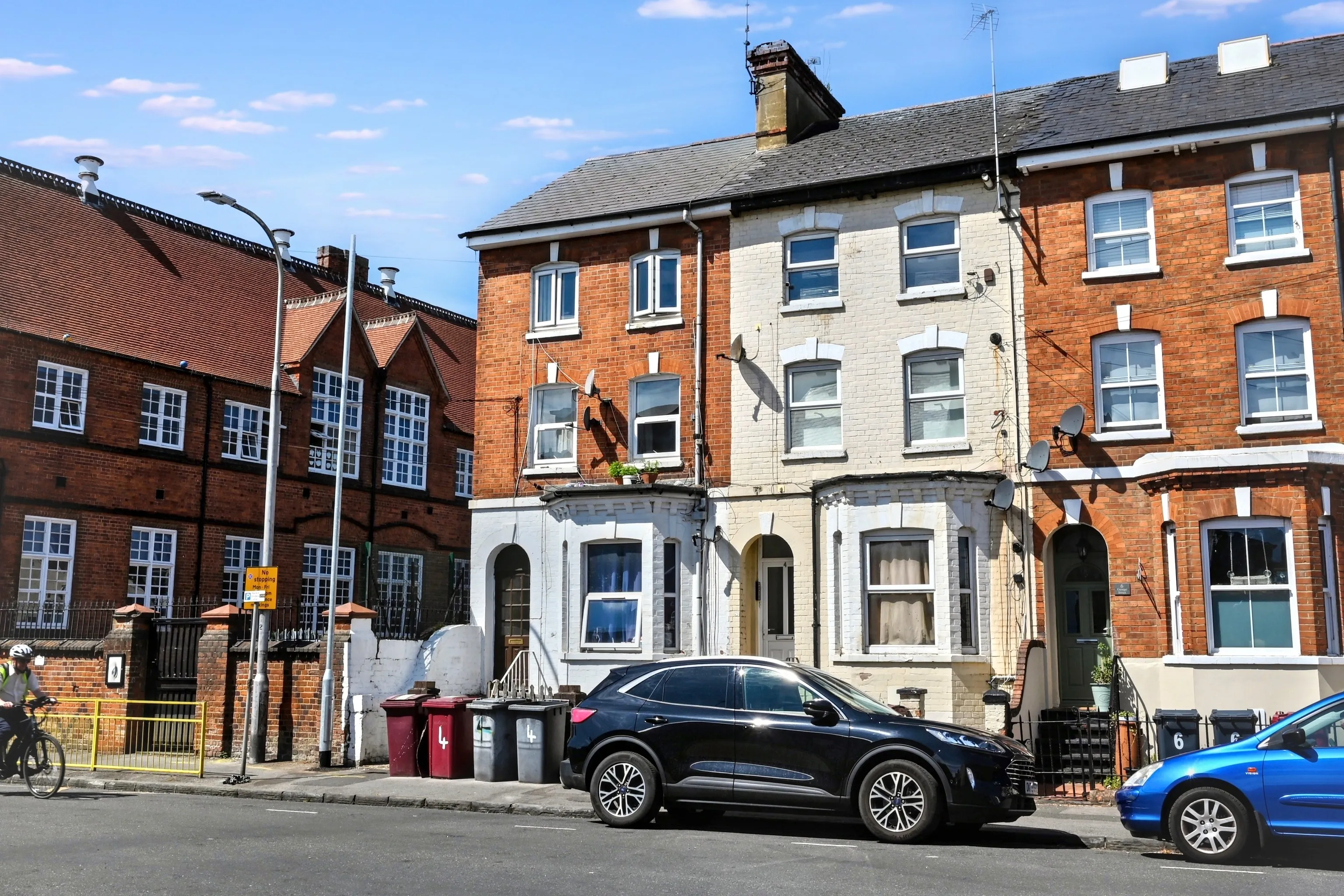 INVESTMENT - Freehold End of Terrace Building