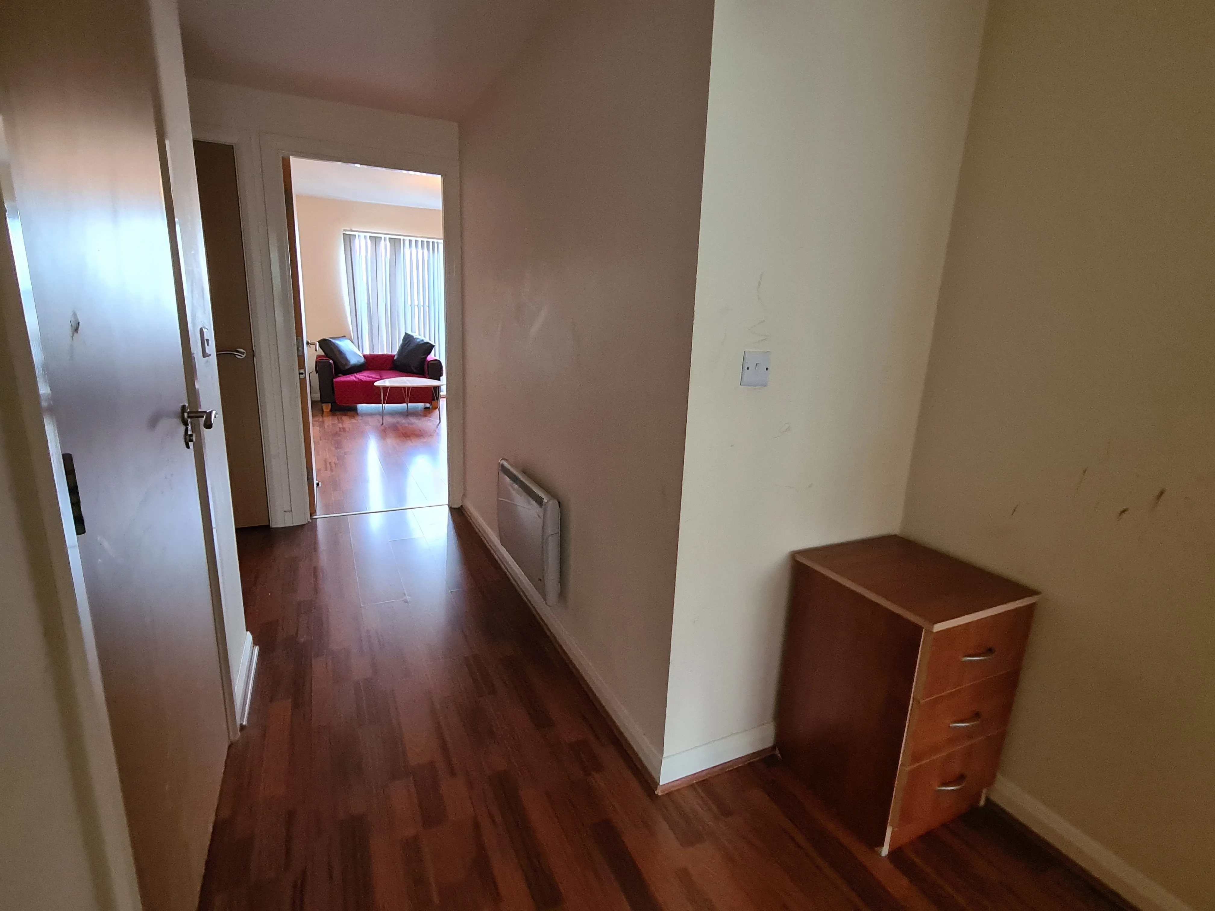 VACANT - Leasehold Self Contained Third Floor Flat