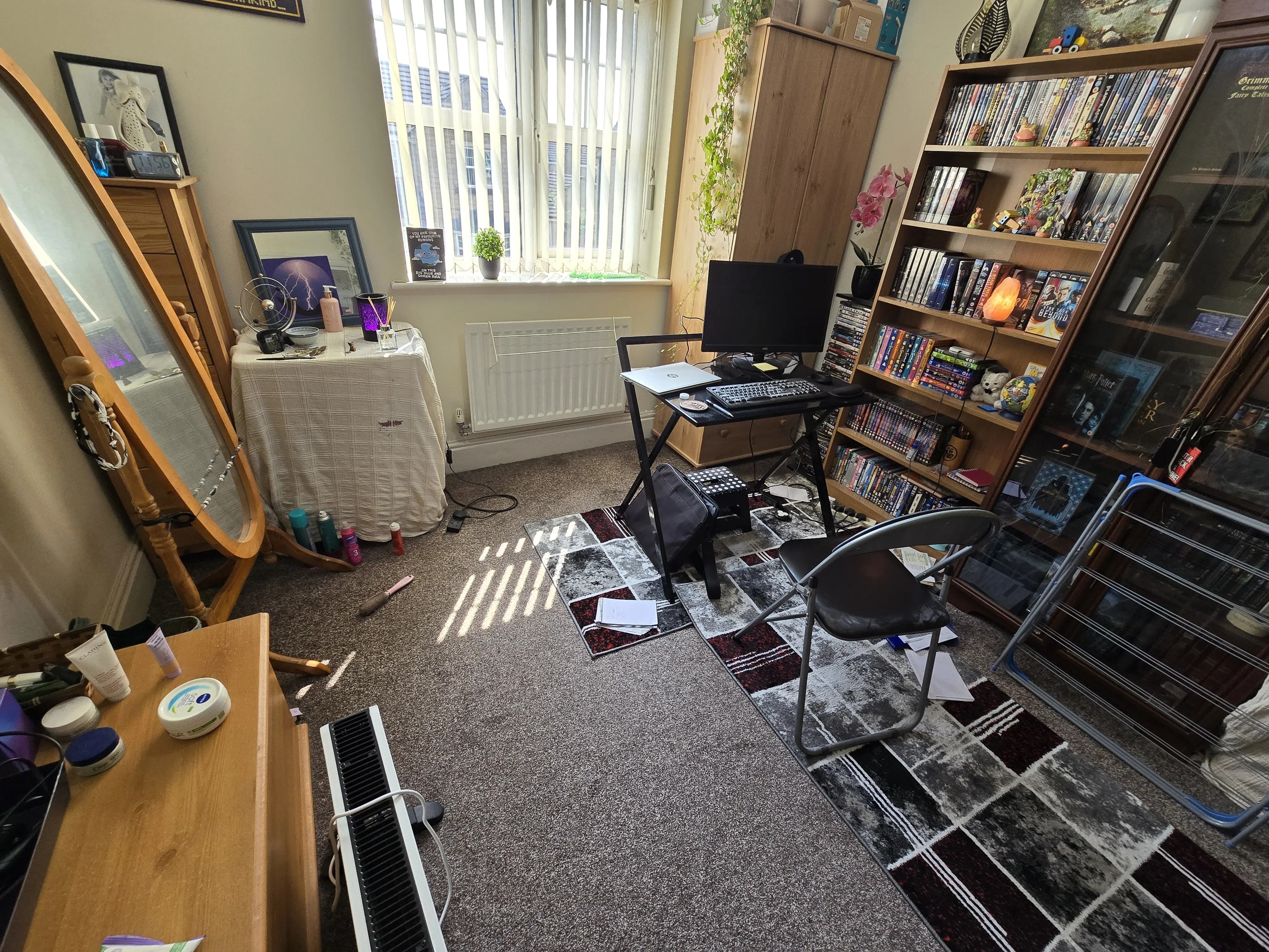 INVESTMENT - Leasehold Self Contained First Floor Flat