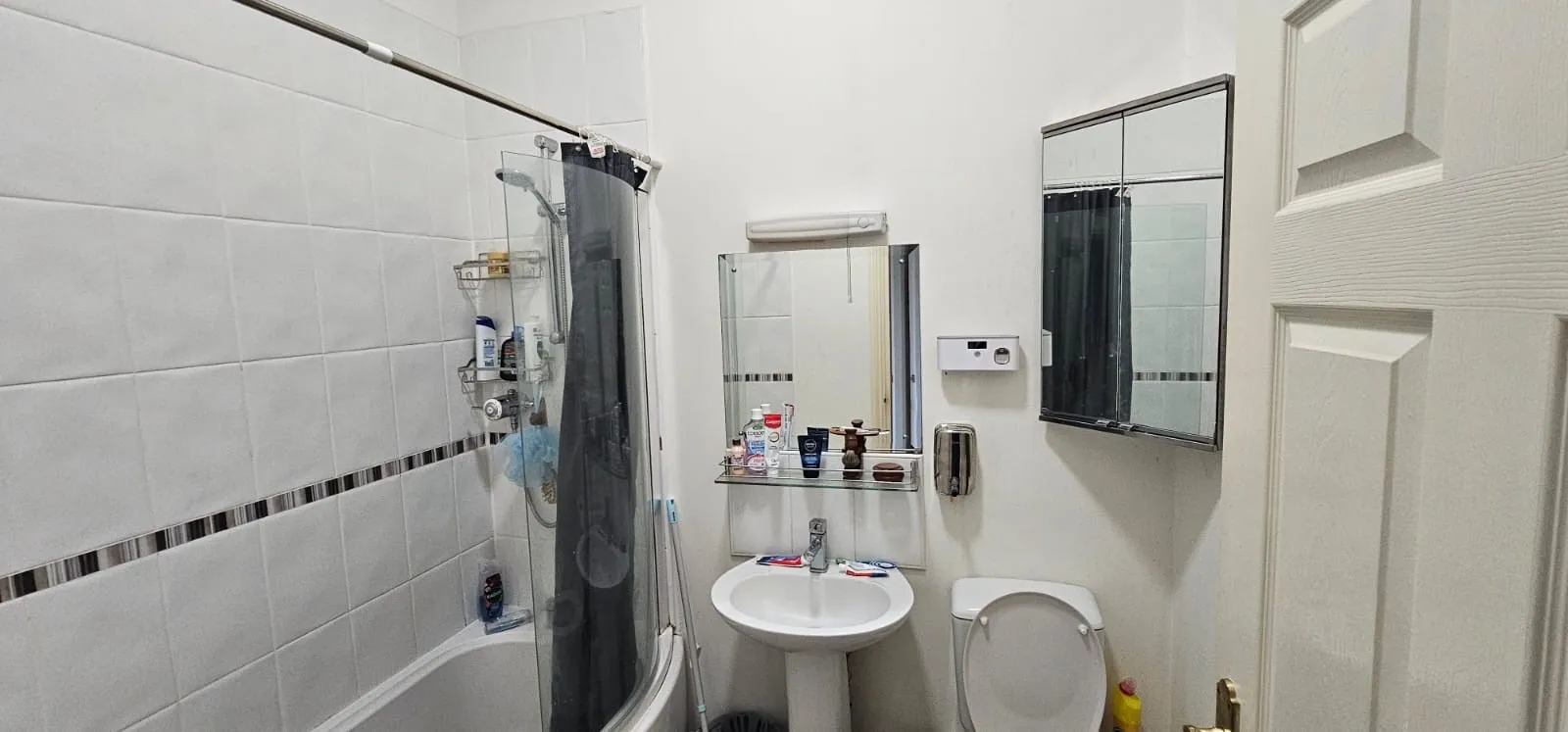 INVESTMENT - Leasehold Self Contained Ground Floor Flat