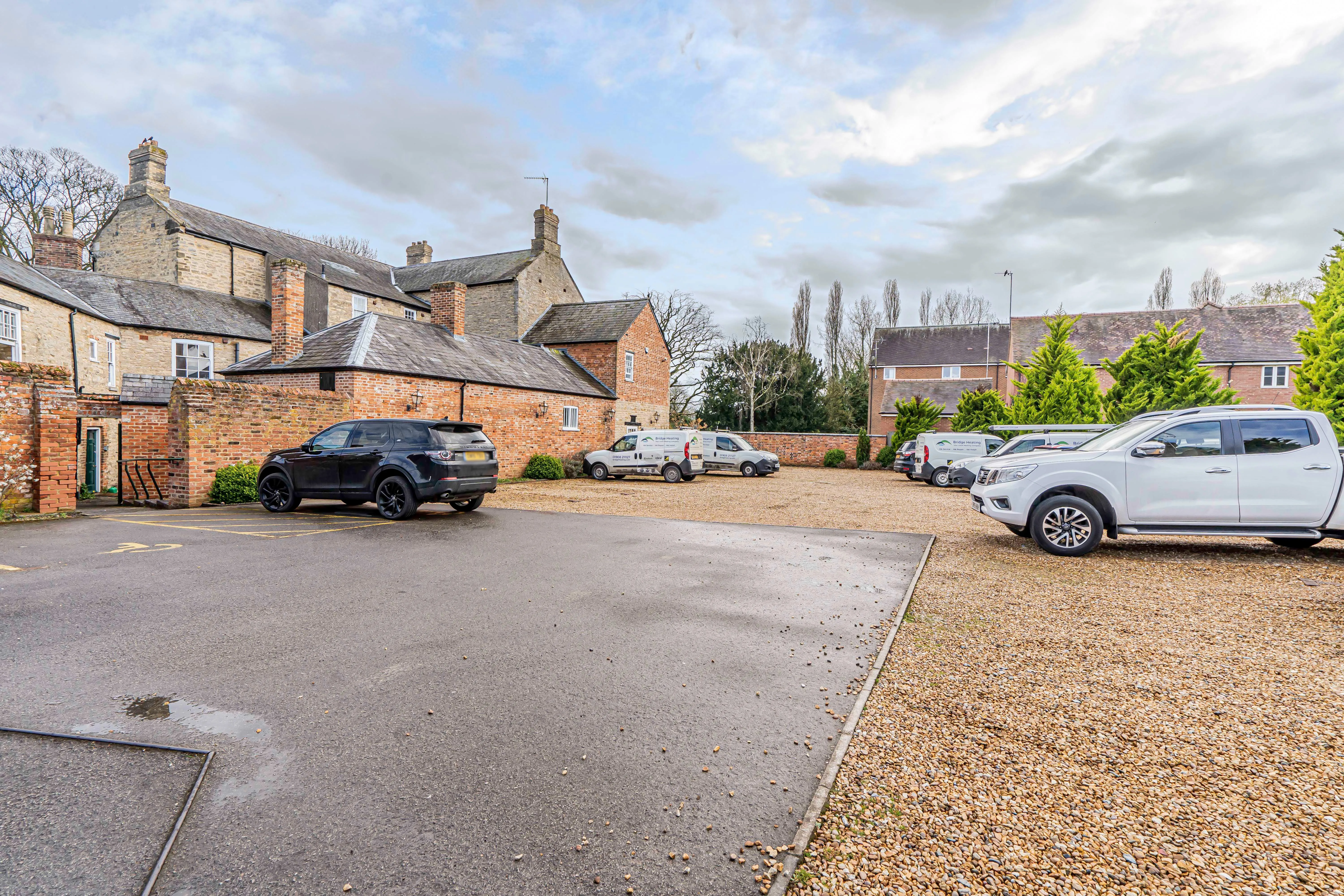 INVESTMENT/VACANT - Substantial Freehold Grade II Listed Georgian Property with Planning Permission 