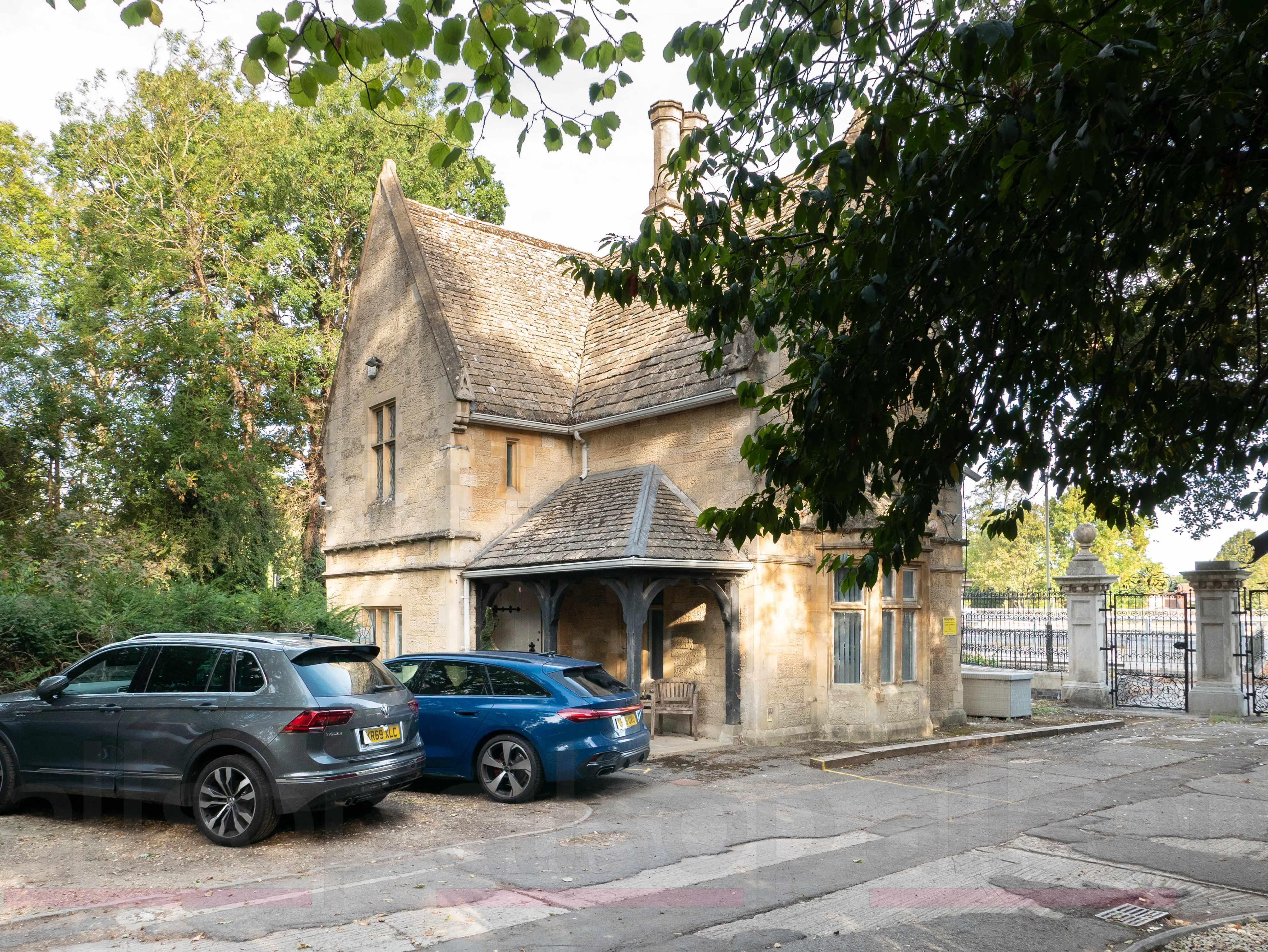 Attractive Grade II Freehold Office Investment