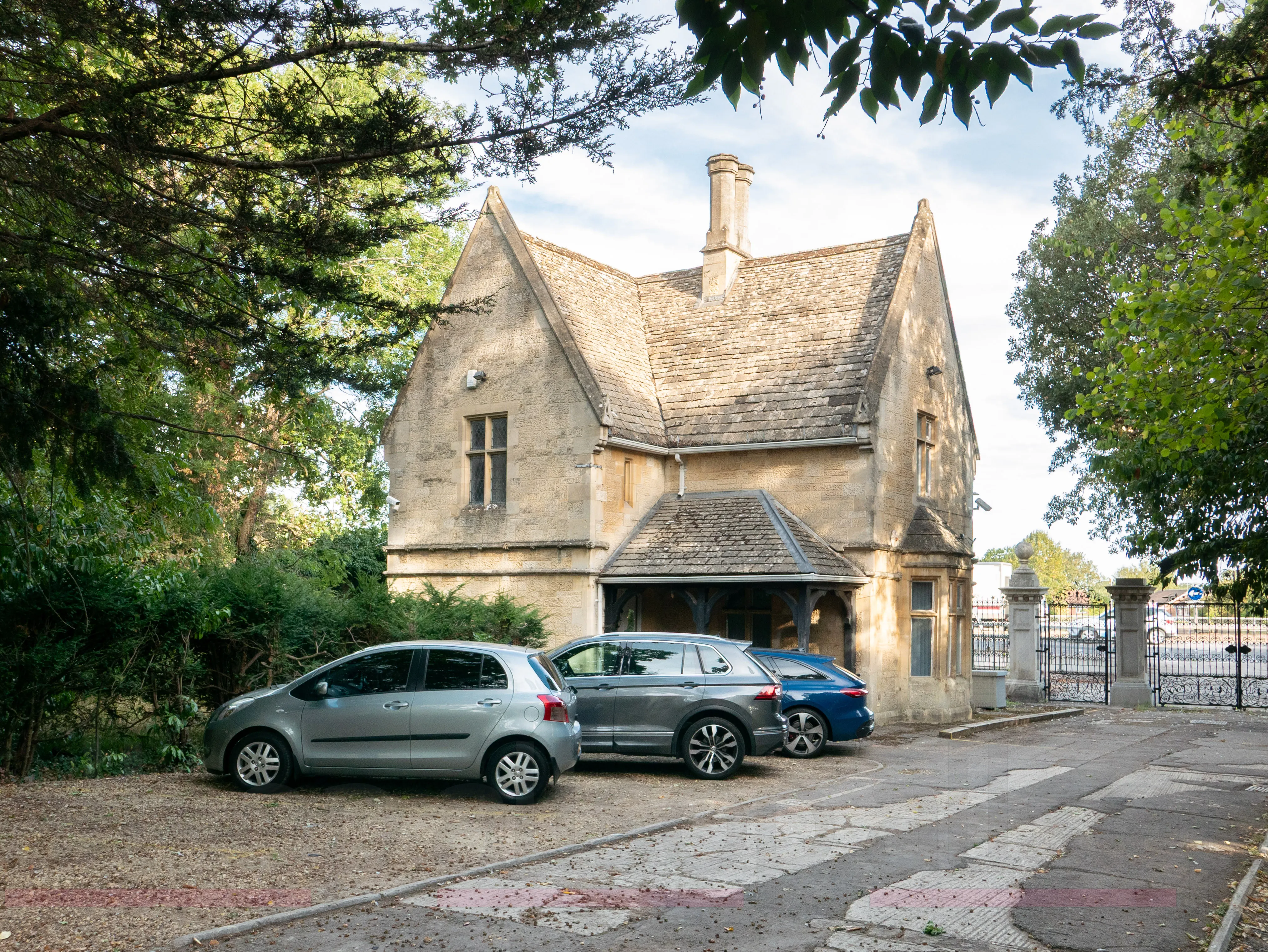 Attractive Grade II Freehold Office Investment