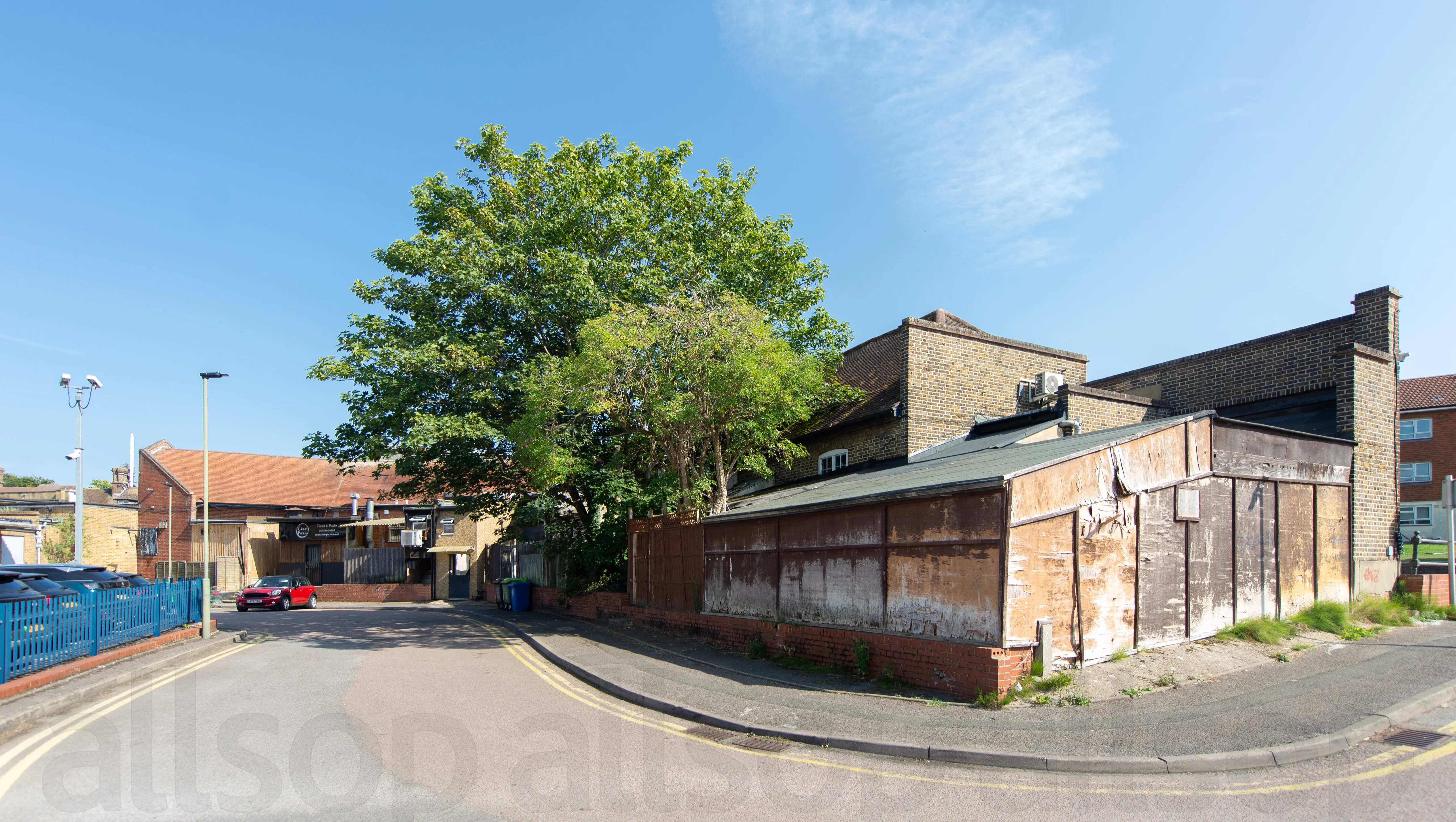 Freehold Retail Parade Investment