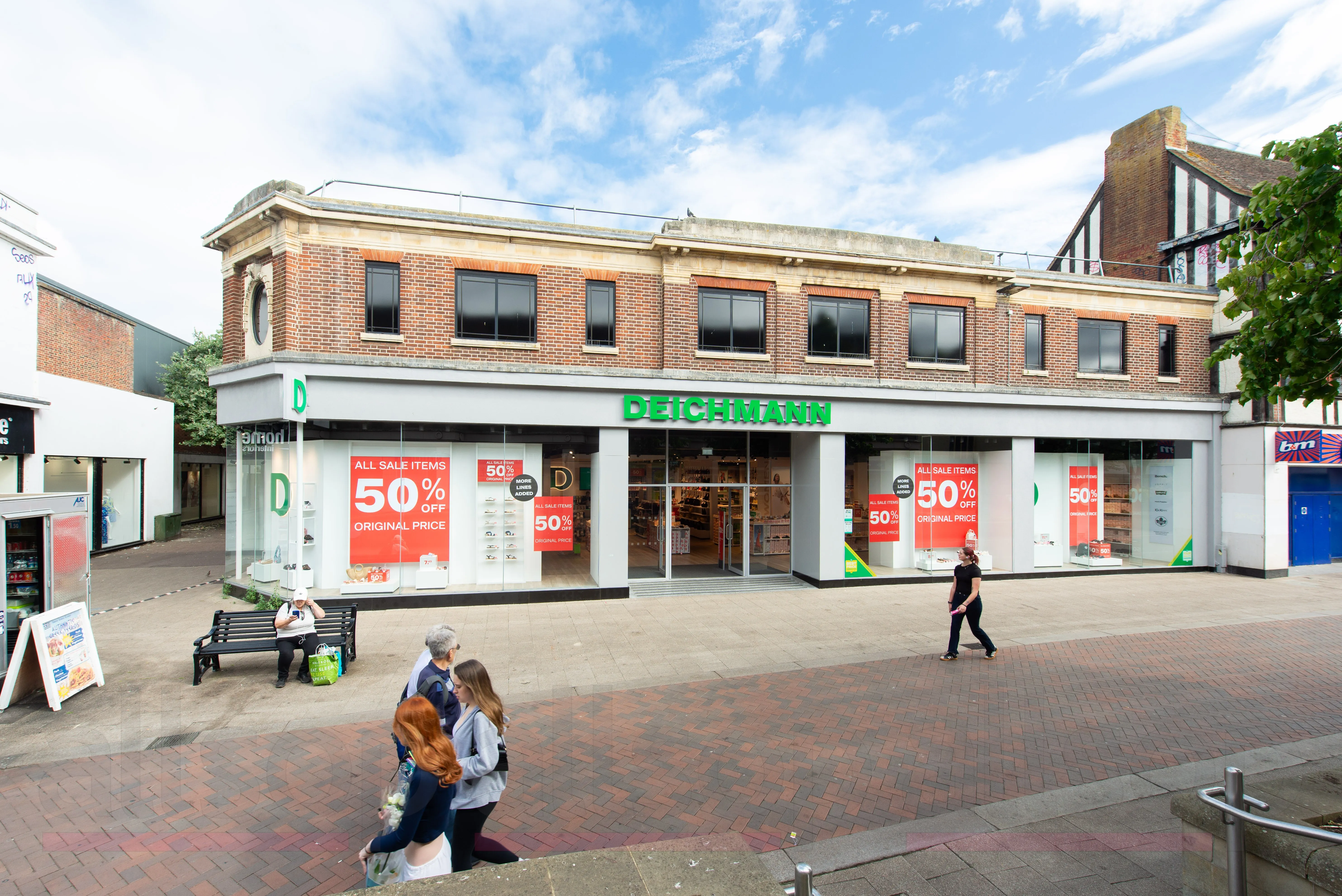 Freehold Town Centre Shop Investment