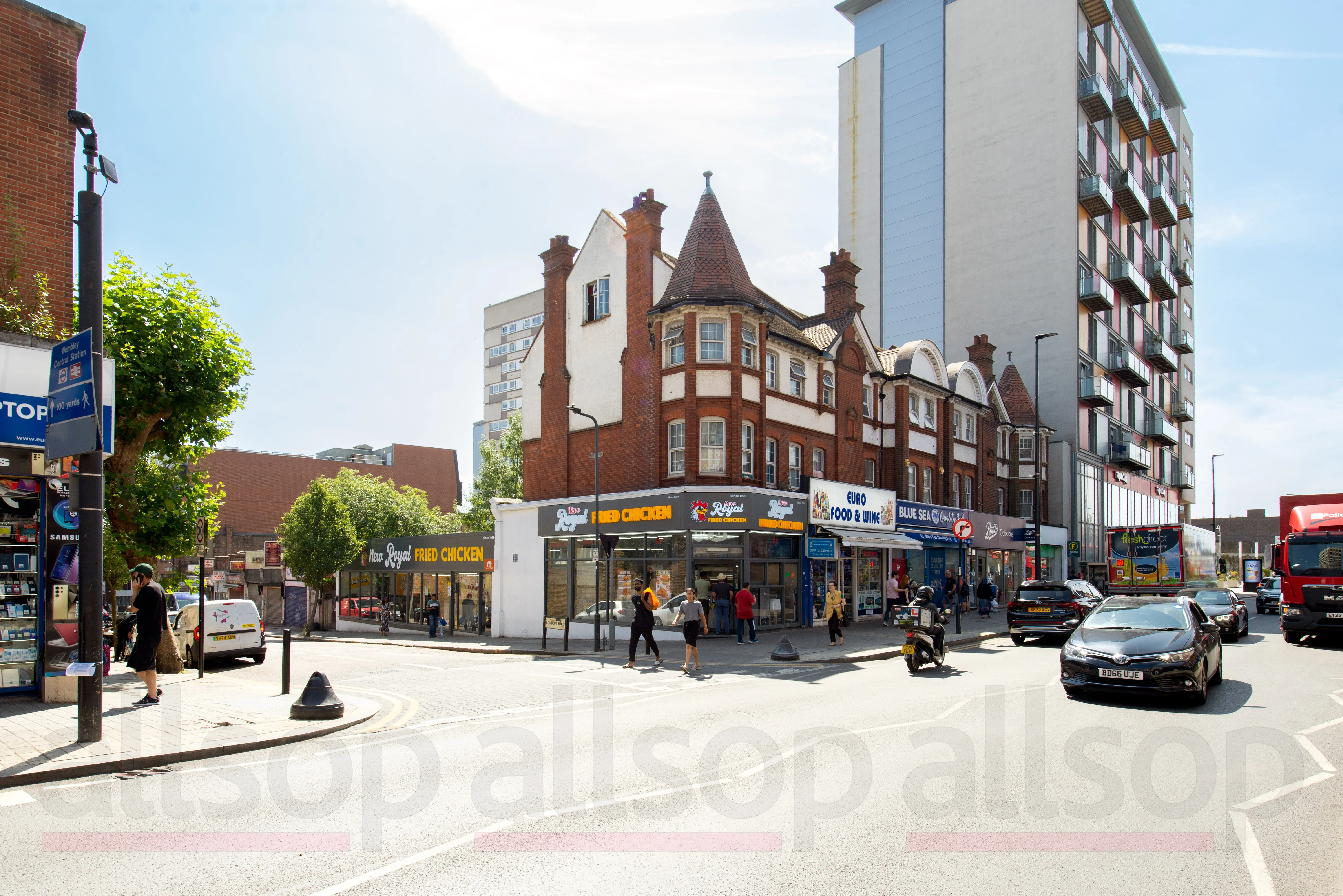 Freehold Restaurant/Takeaway, Shop and Residential Investment
