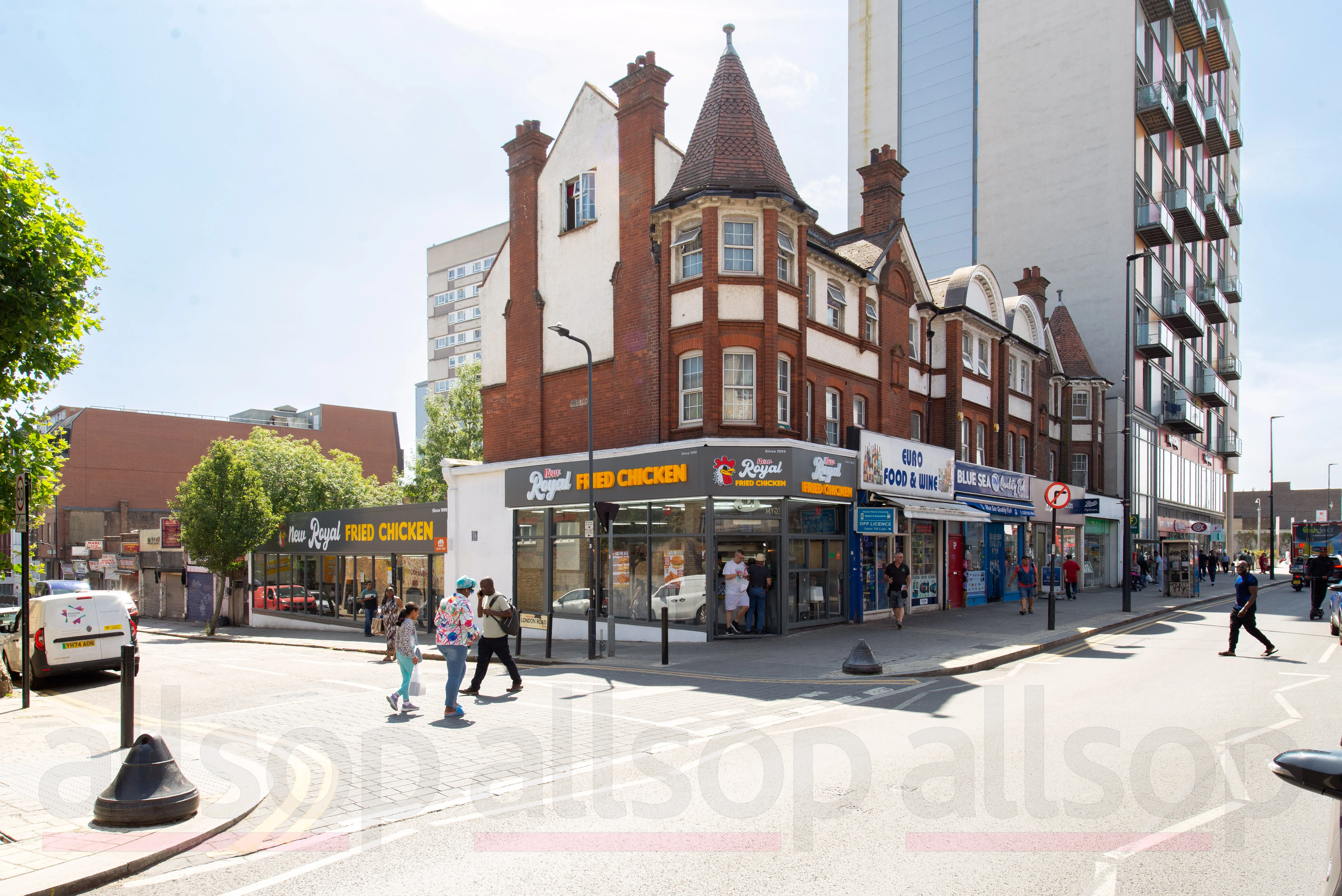 Freehold Restaurant/Takeaway, Shop and Residential Investment