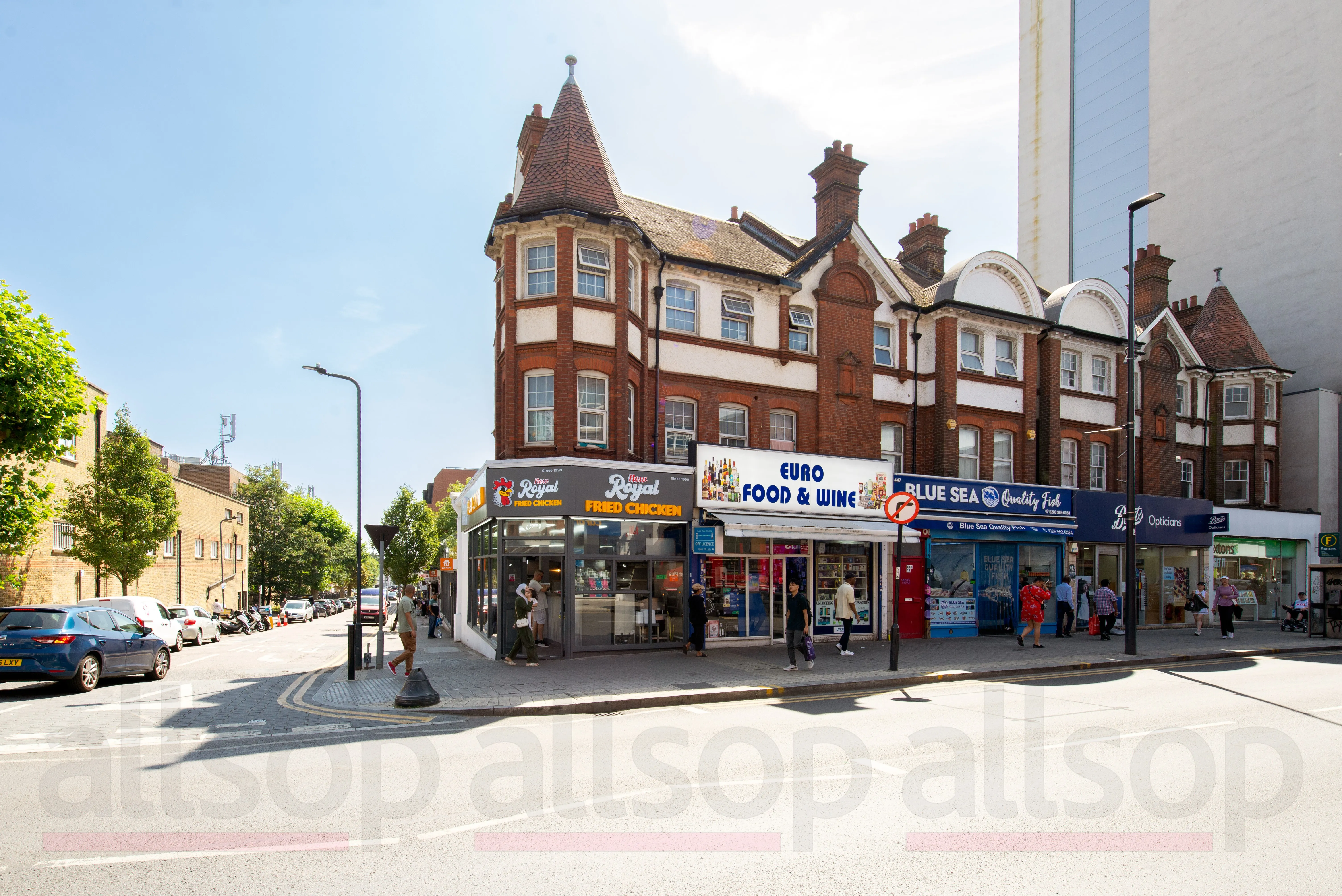 Freehold Restaurant/Takeaway, Shop and Residential Investment