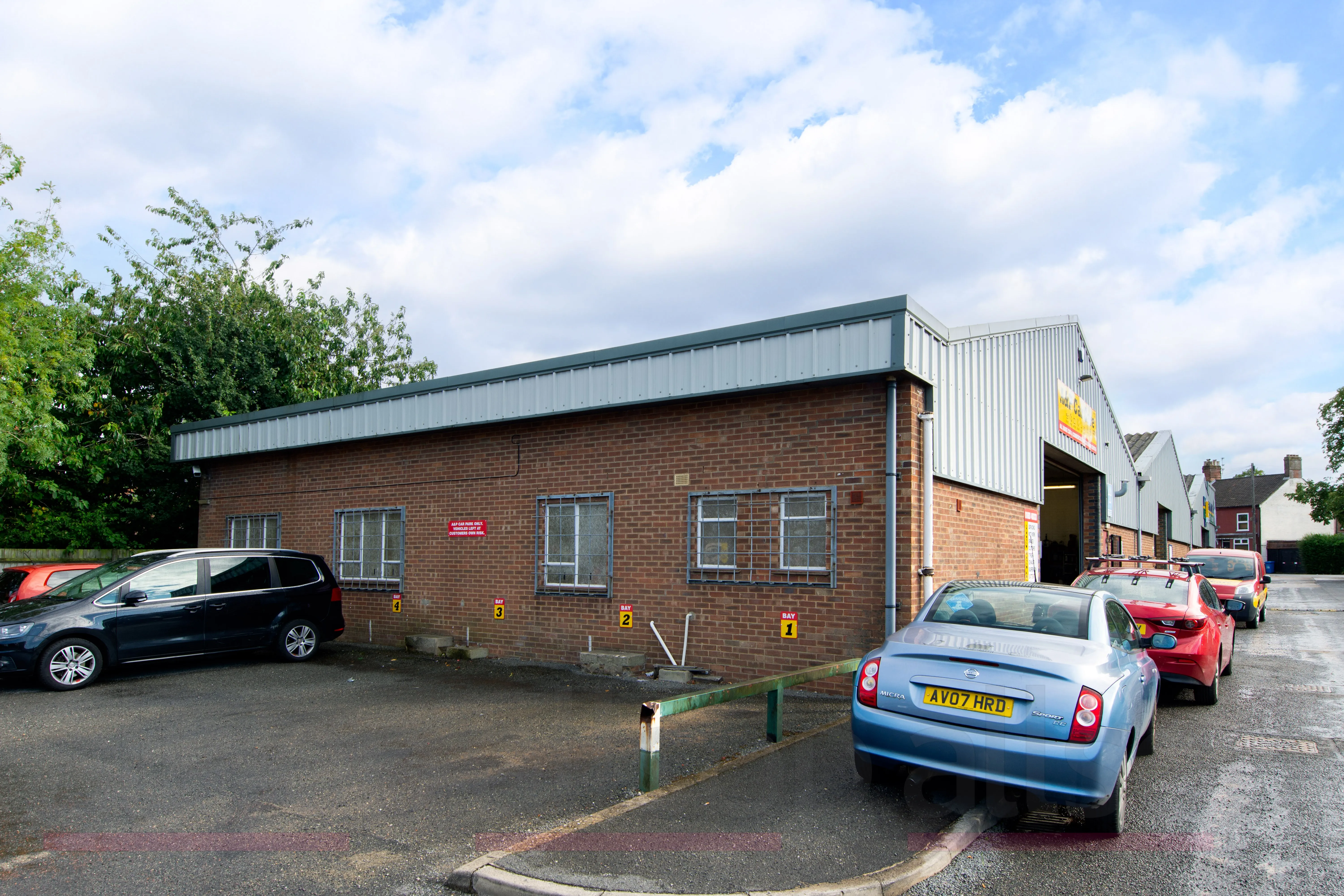Freehold Industrial Estate Investment