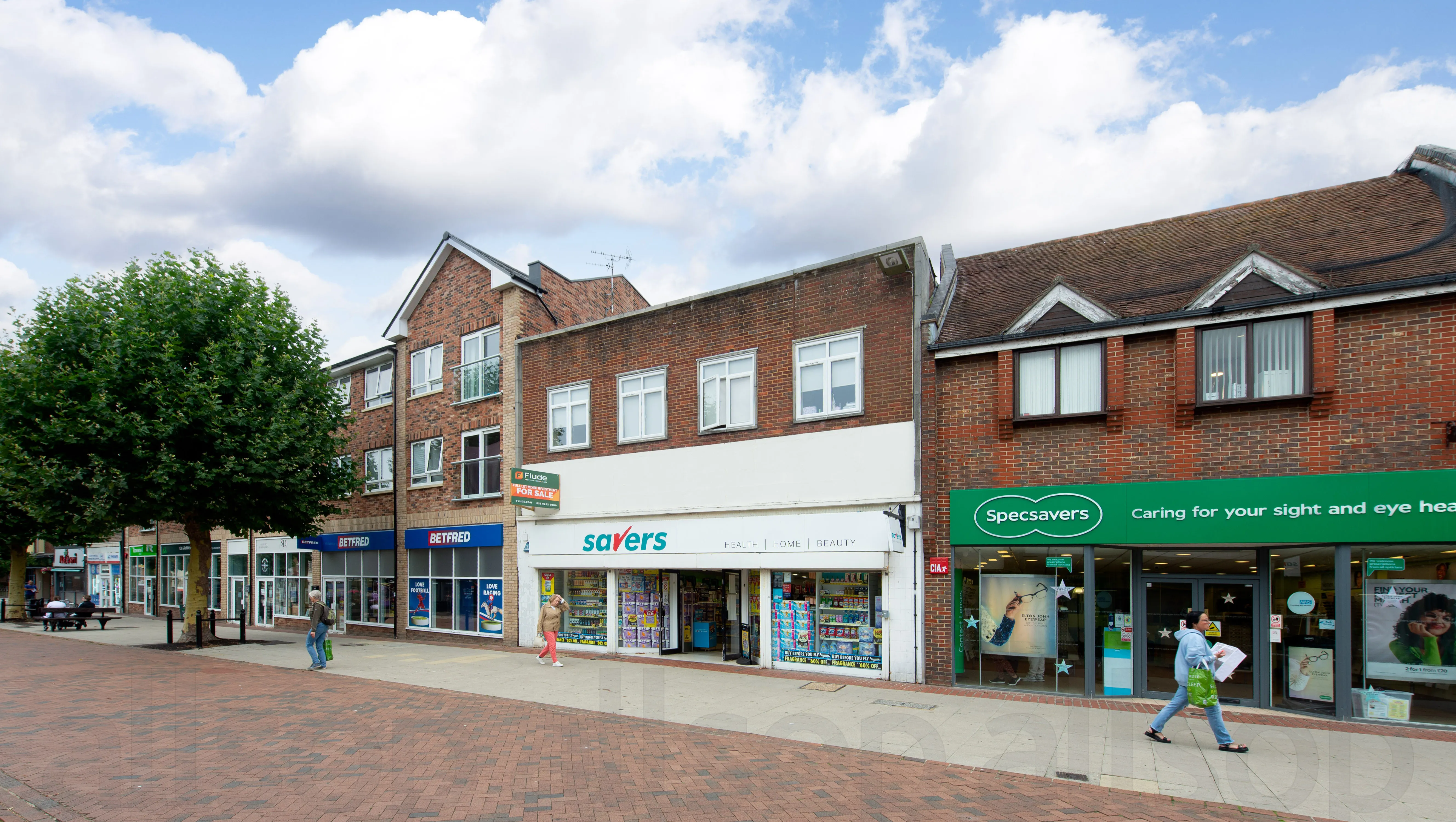 Well Located Freehold Shop & Residential Investment