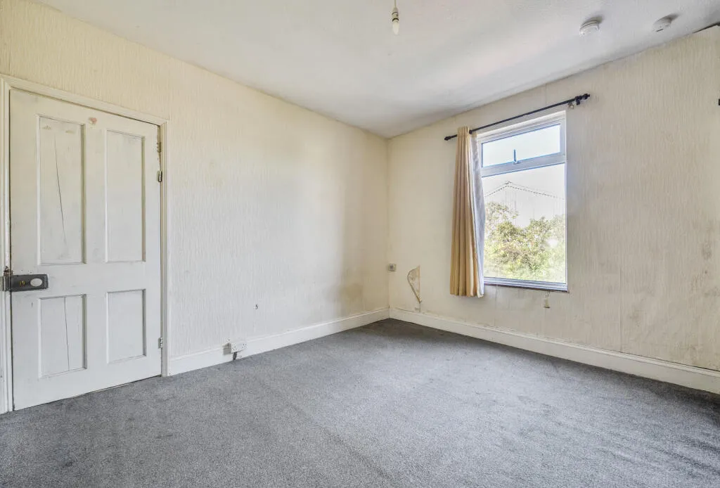 3 bed Terraced