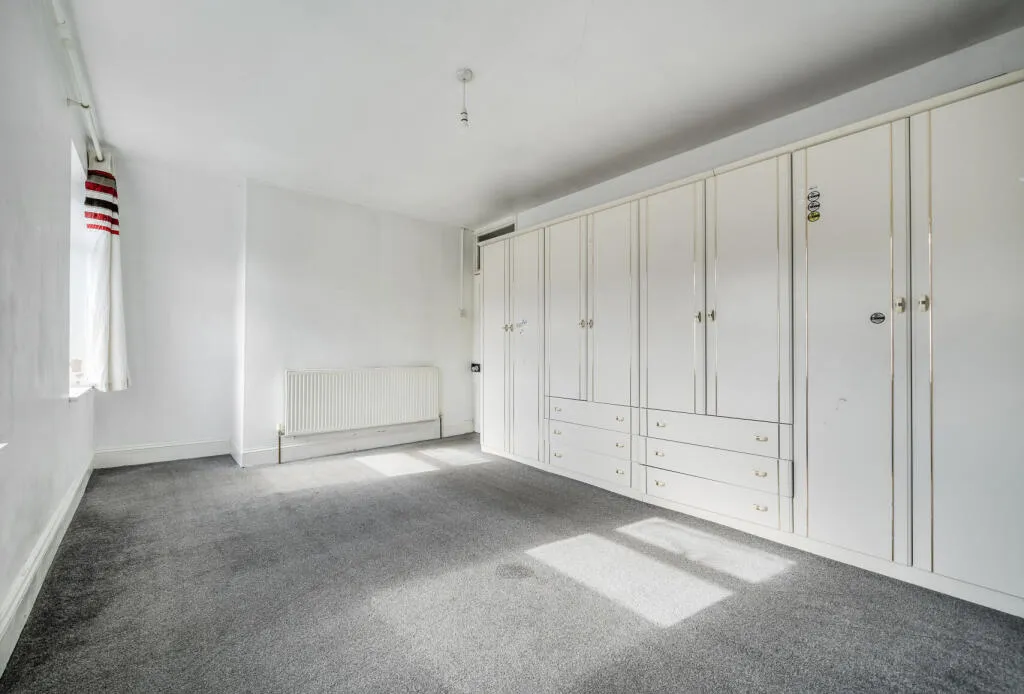 3 bed Terraced
