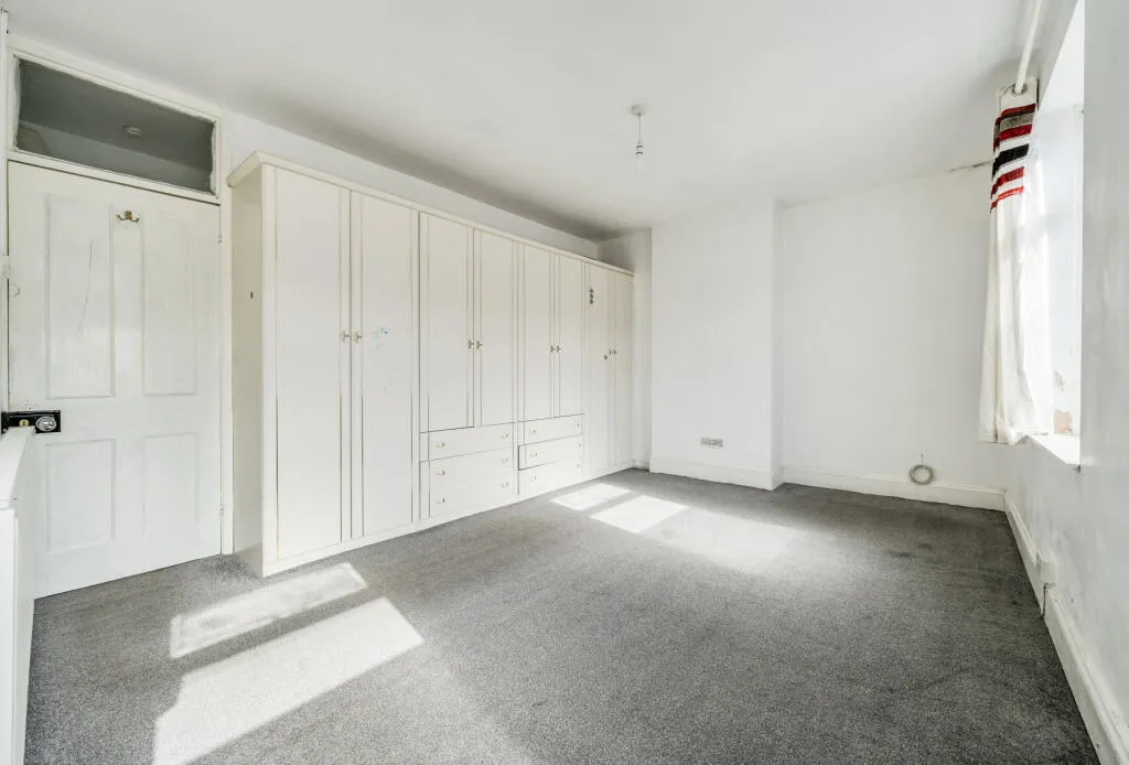3 bed Terraced