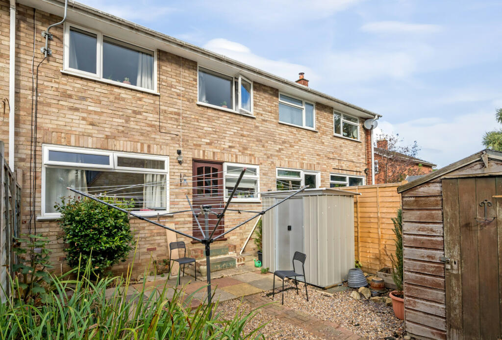 3 bed Terraced