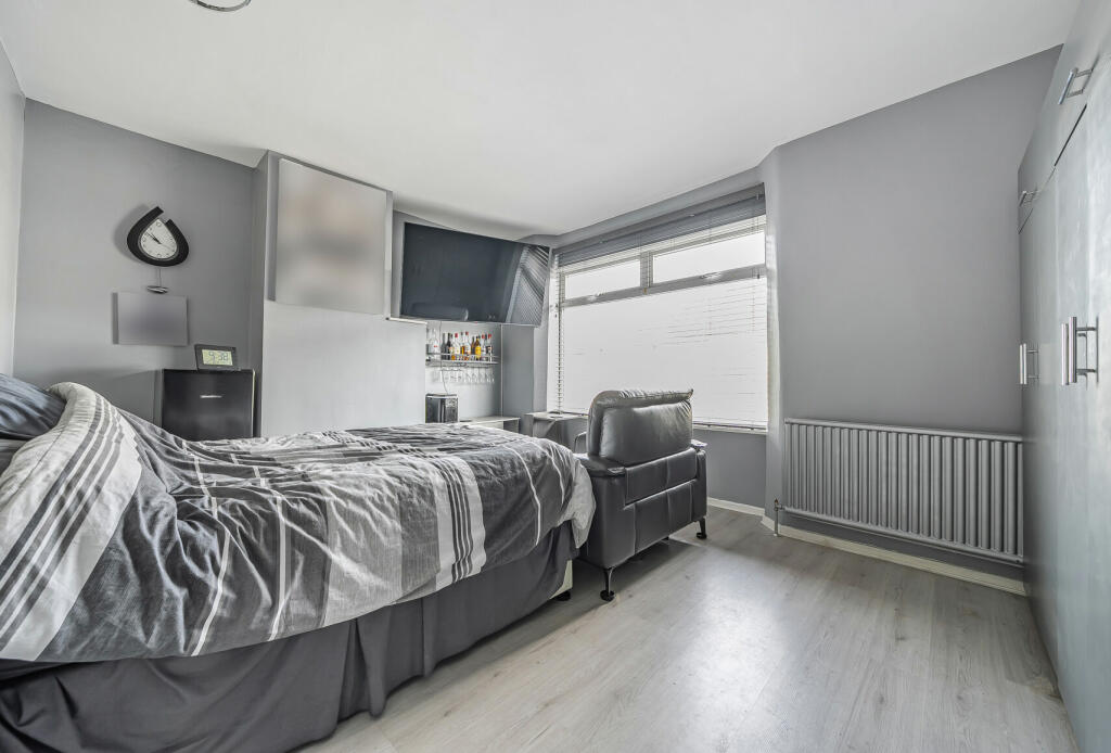 3 bed Semi-Detached