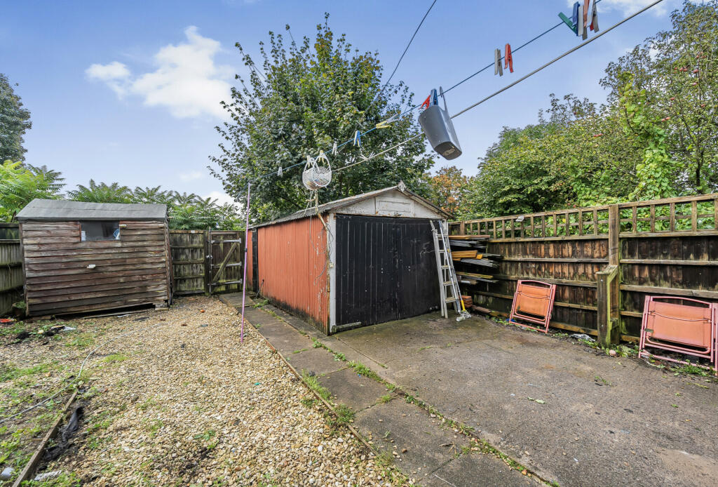 3 bed Semi-Detached