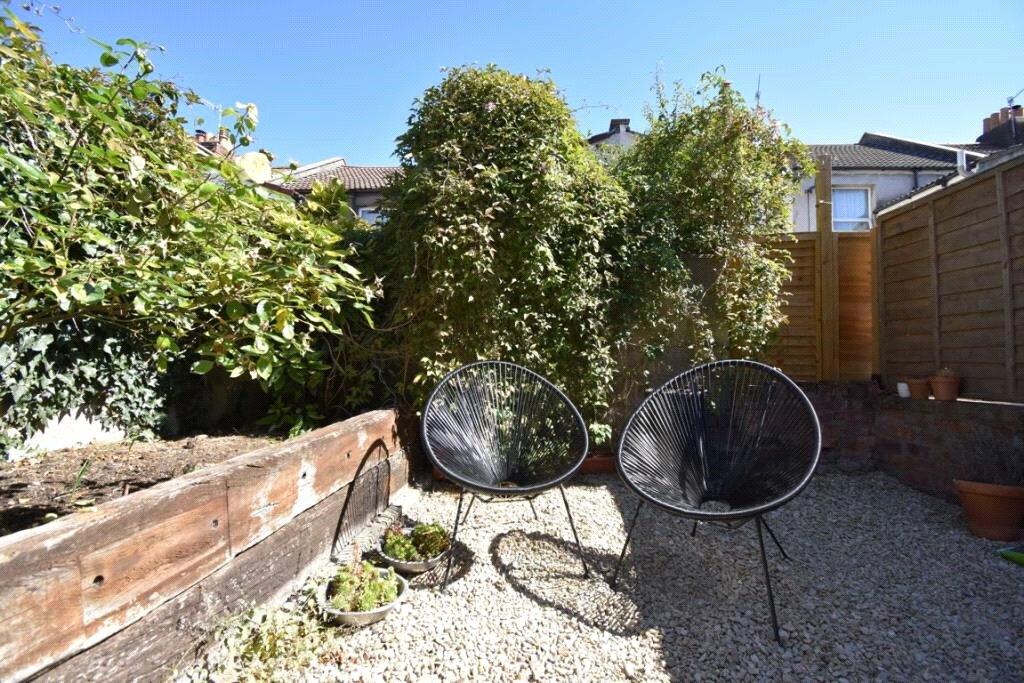 2 bed Terraced