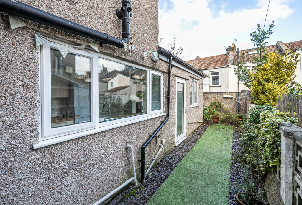 2 bed Terraced