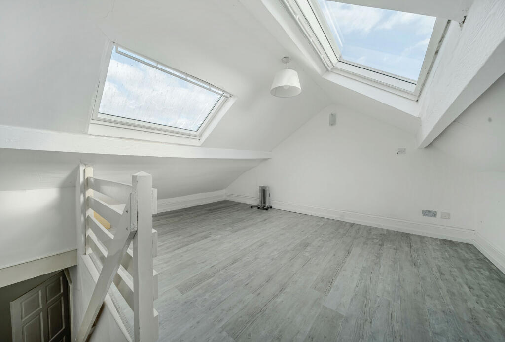 2 bed Terraced