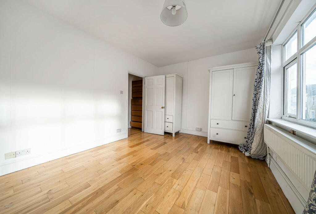 2 bed Terraced