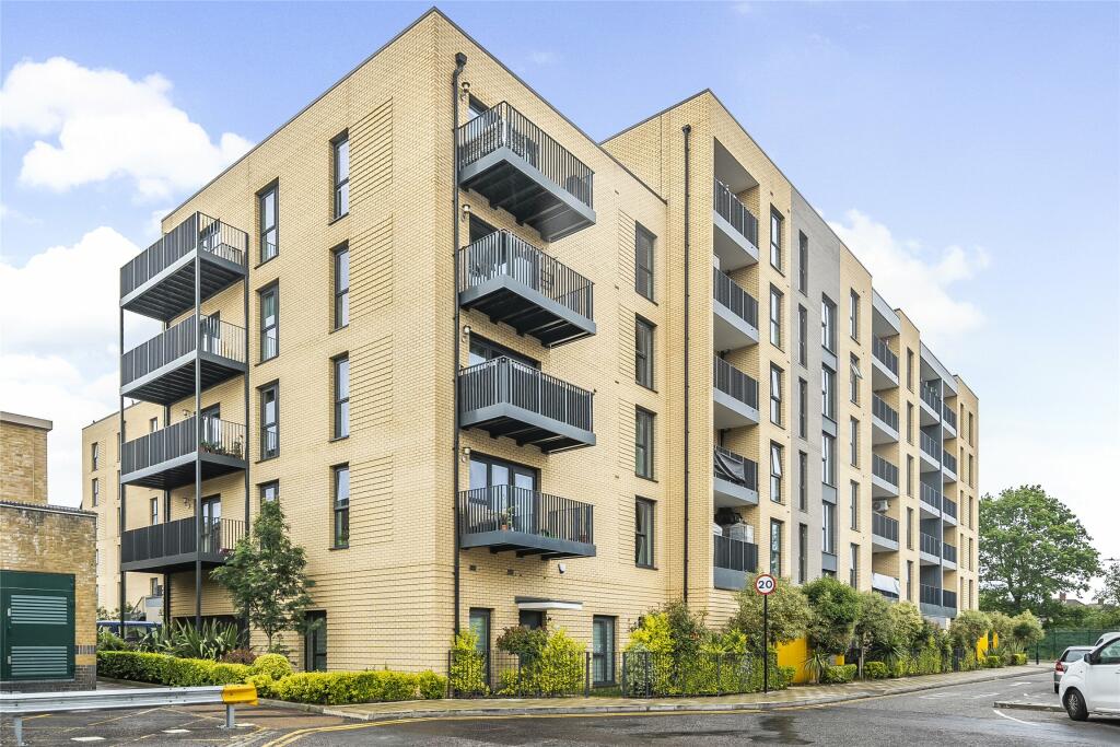 1 bed Block of Apartments