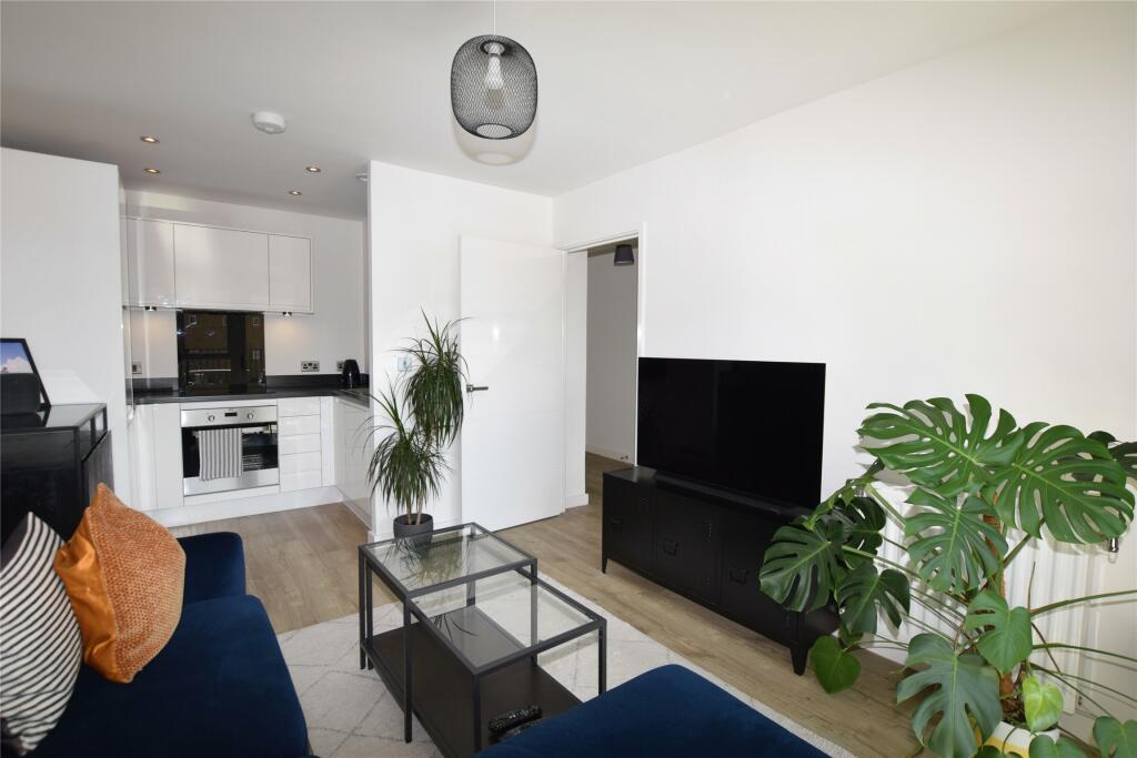 1 bed Block of Apartments