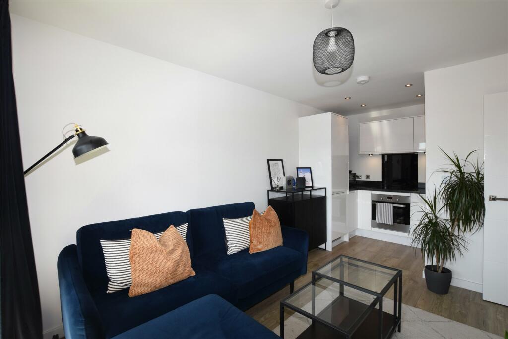 1 bed Block of Apartments