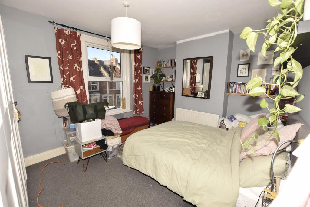 2 bed Terraced