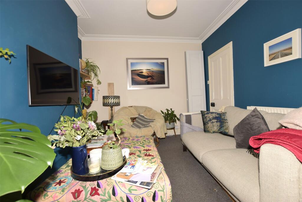 2 bed Terraced