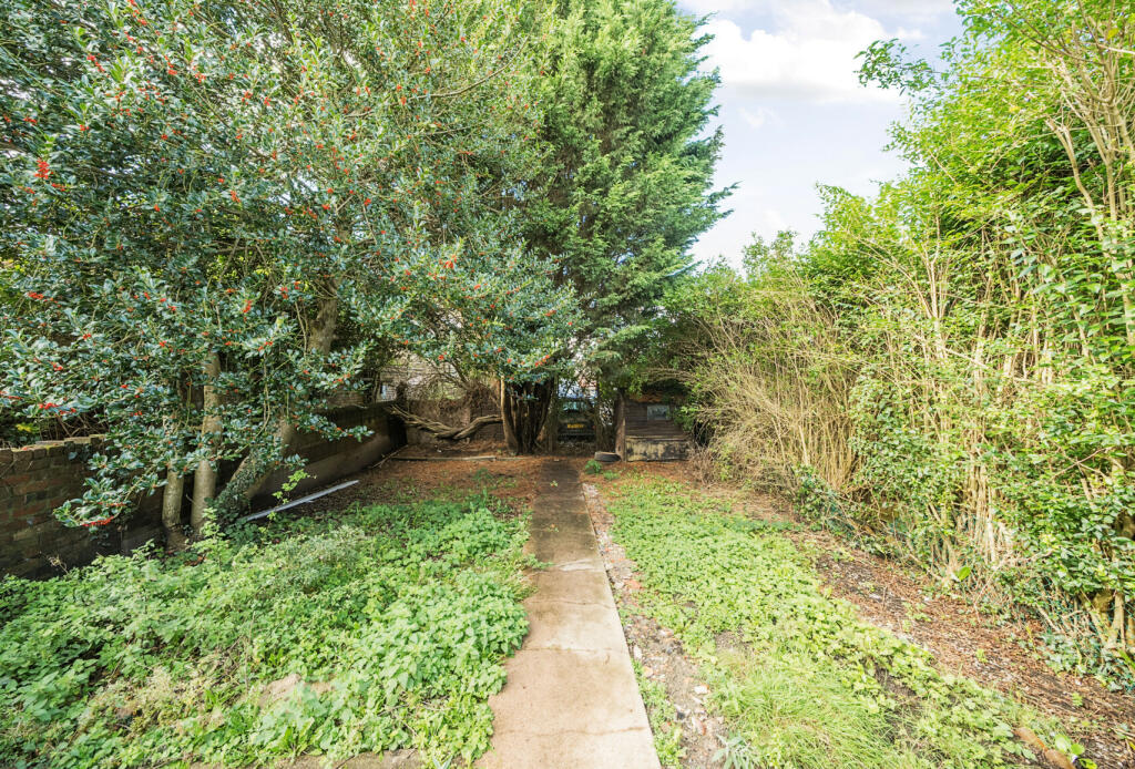 3 bed Semi-Detached